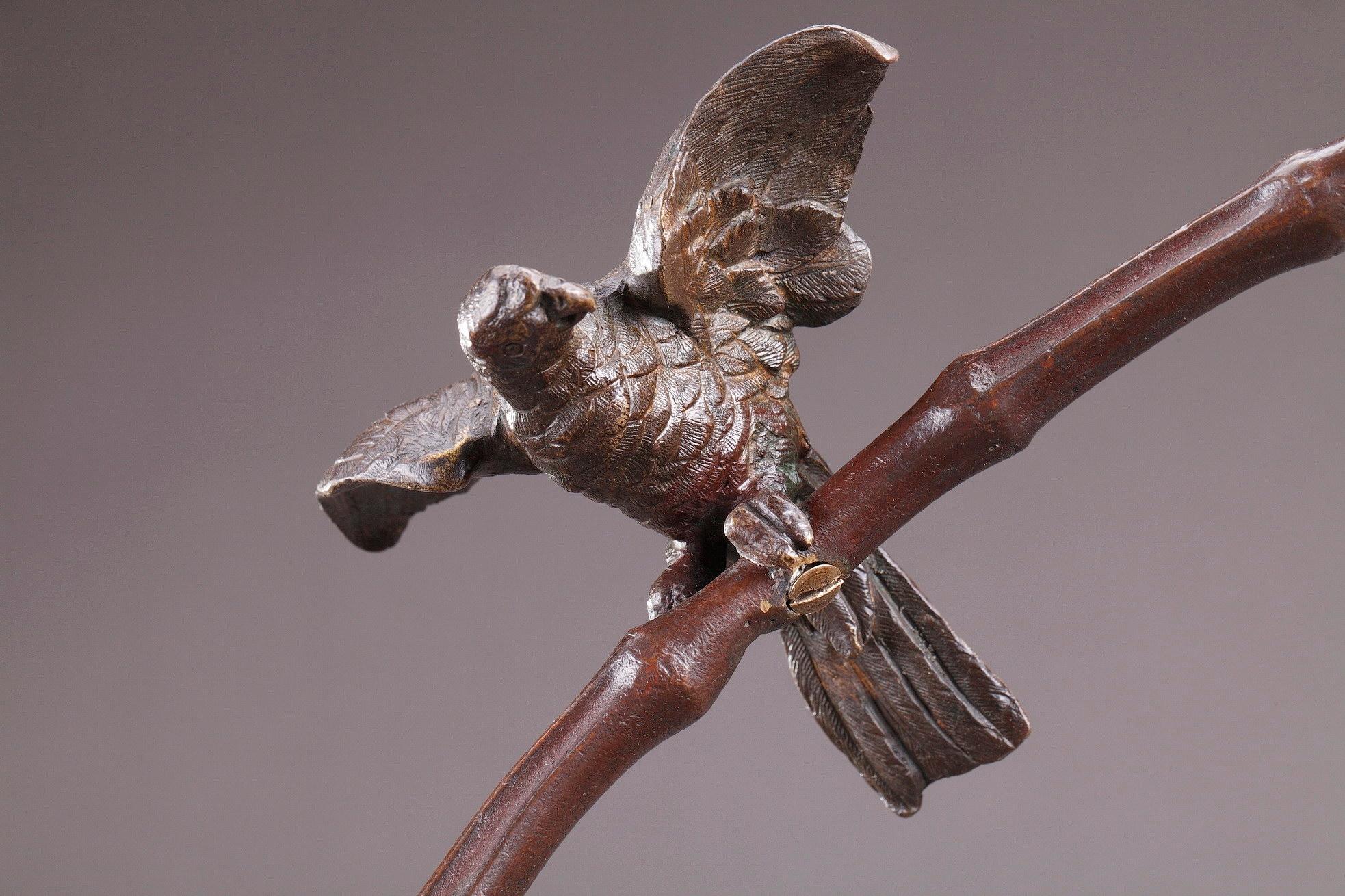Uccelliere indù in bronzo di Auguste de Wever 