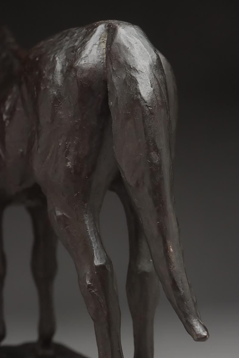 Scultura di cavallo in bronzo - Firmata Takanoshi, Giappone, 1933 in vendita 9