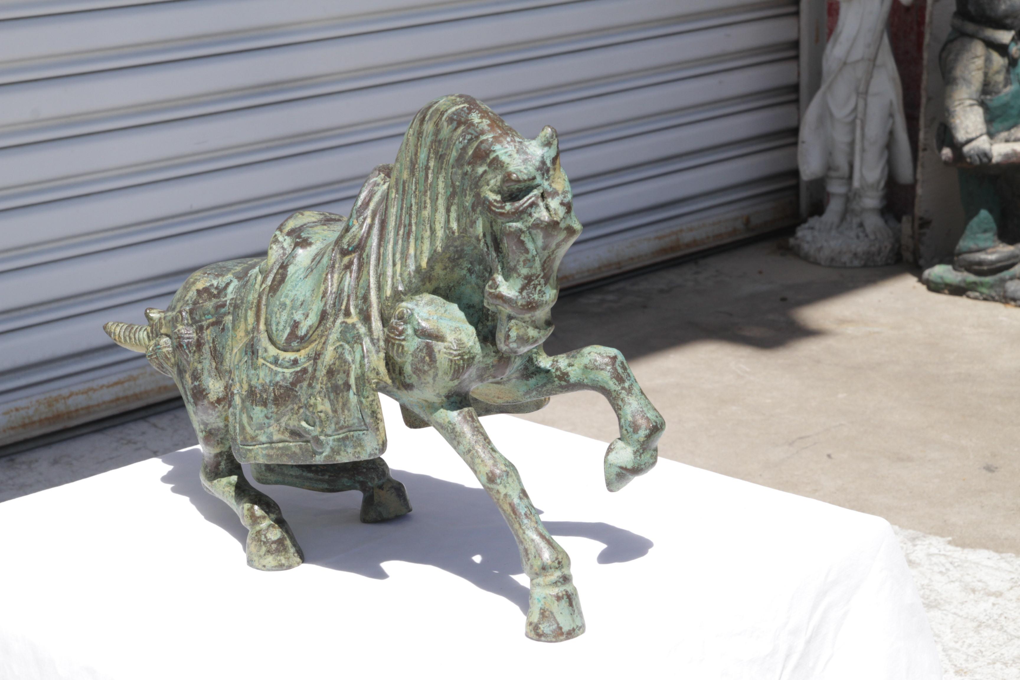 Cinese Scultura di cavallo asiatica in bronzo vintage in vendita