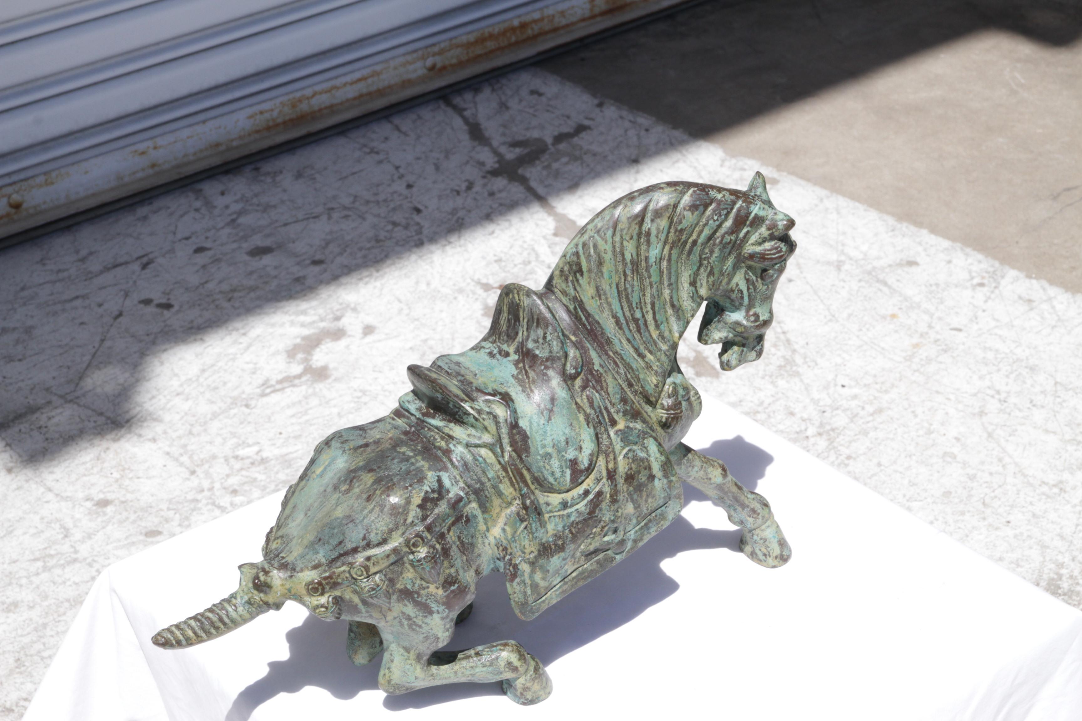 Bronzo Scultura di cavallo asiatica in bronzo vintage in vendita
