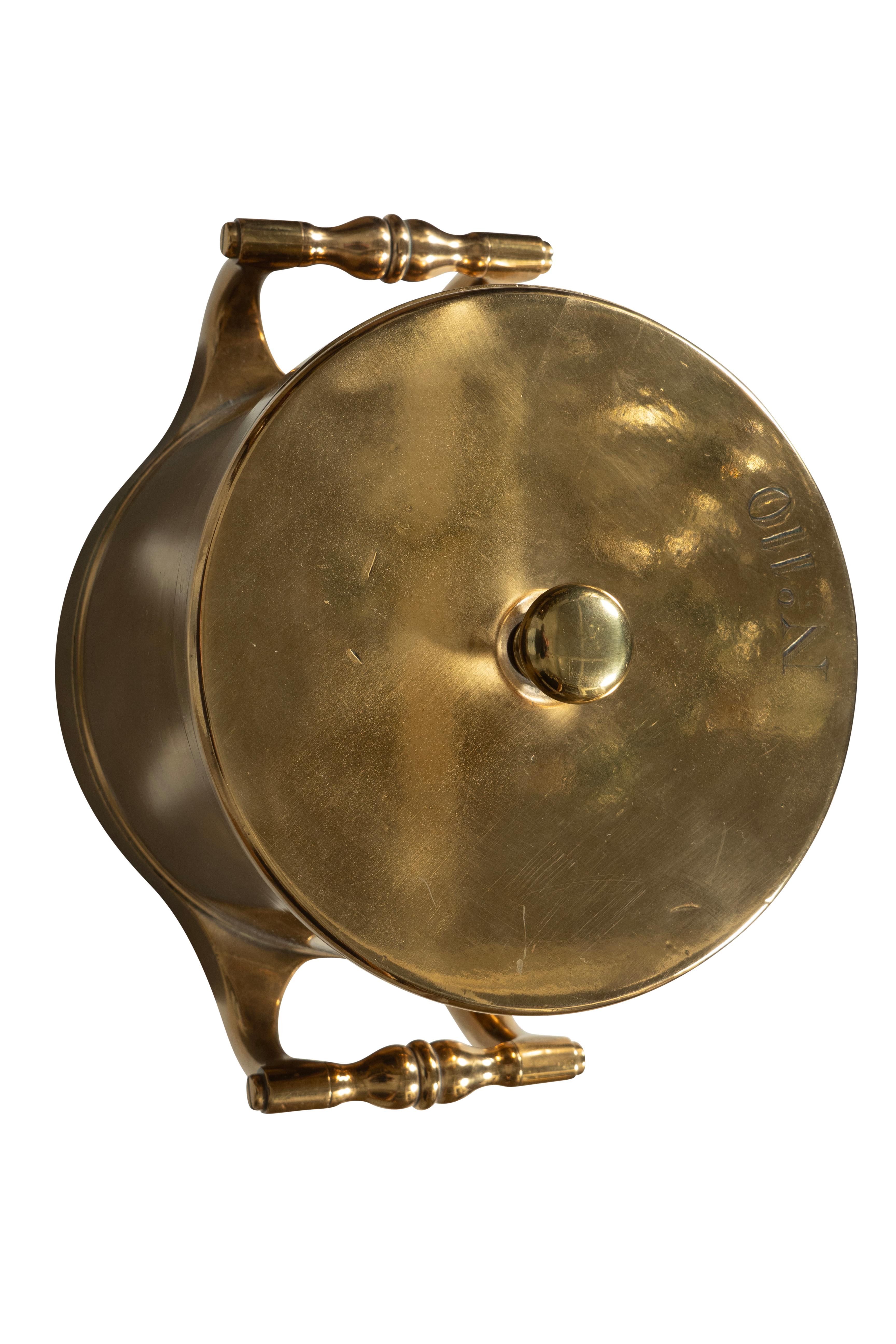 Mesure de Gallon impérial en bronze, Calcutta Mint en vente 1