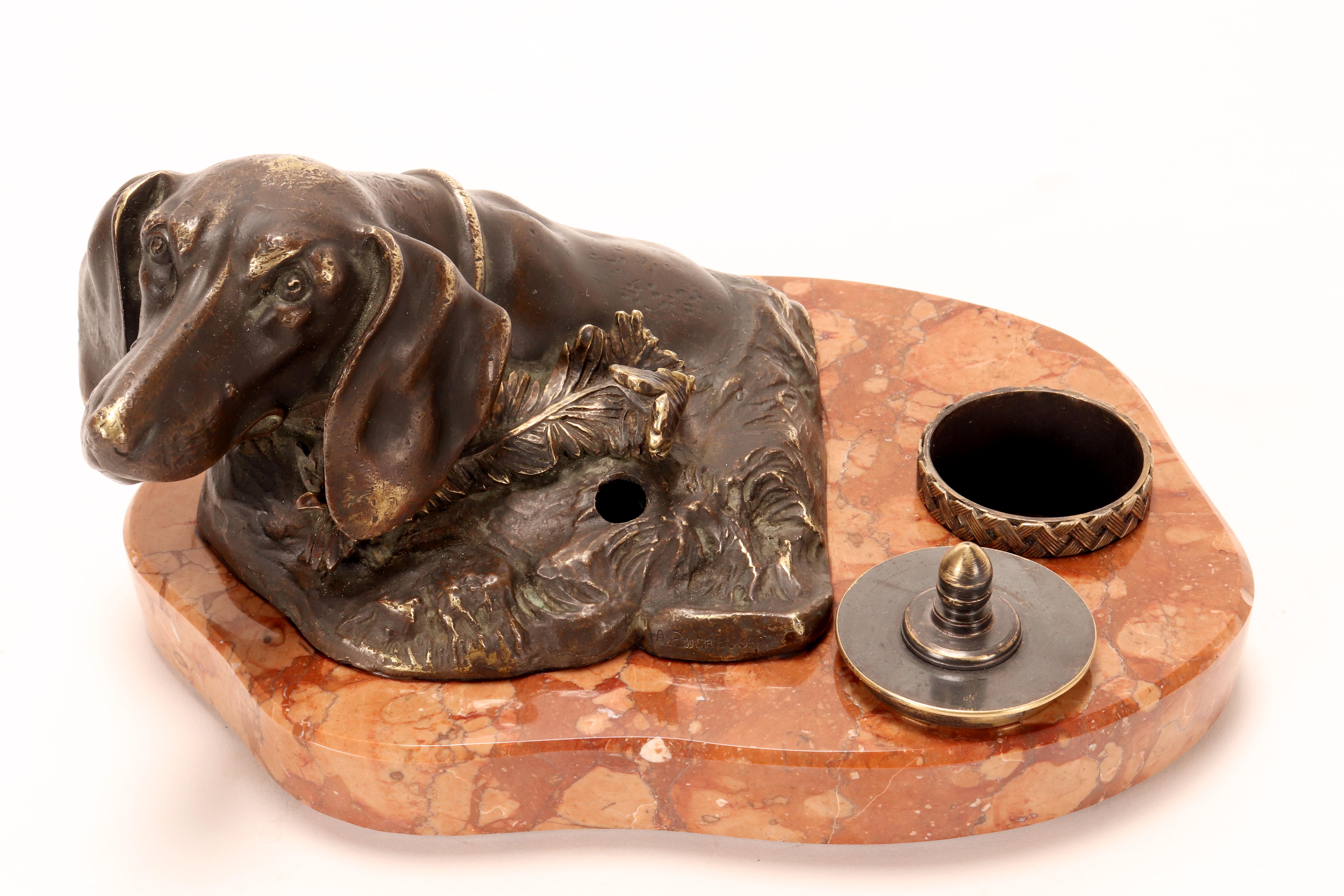 Tintenfass und Federhalter aus Bronze, Dackel, von Anton Puchegger, Österreich 1890 im Angebot 3