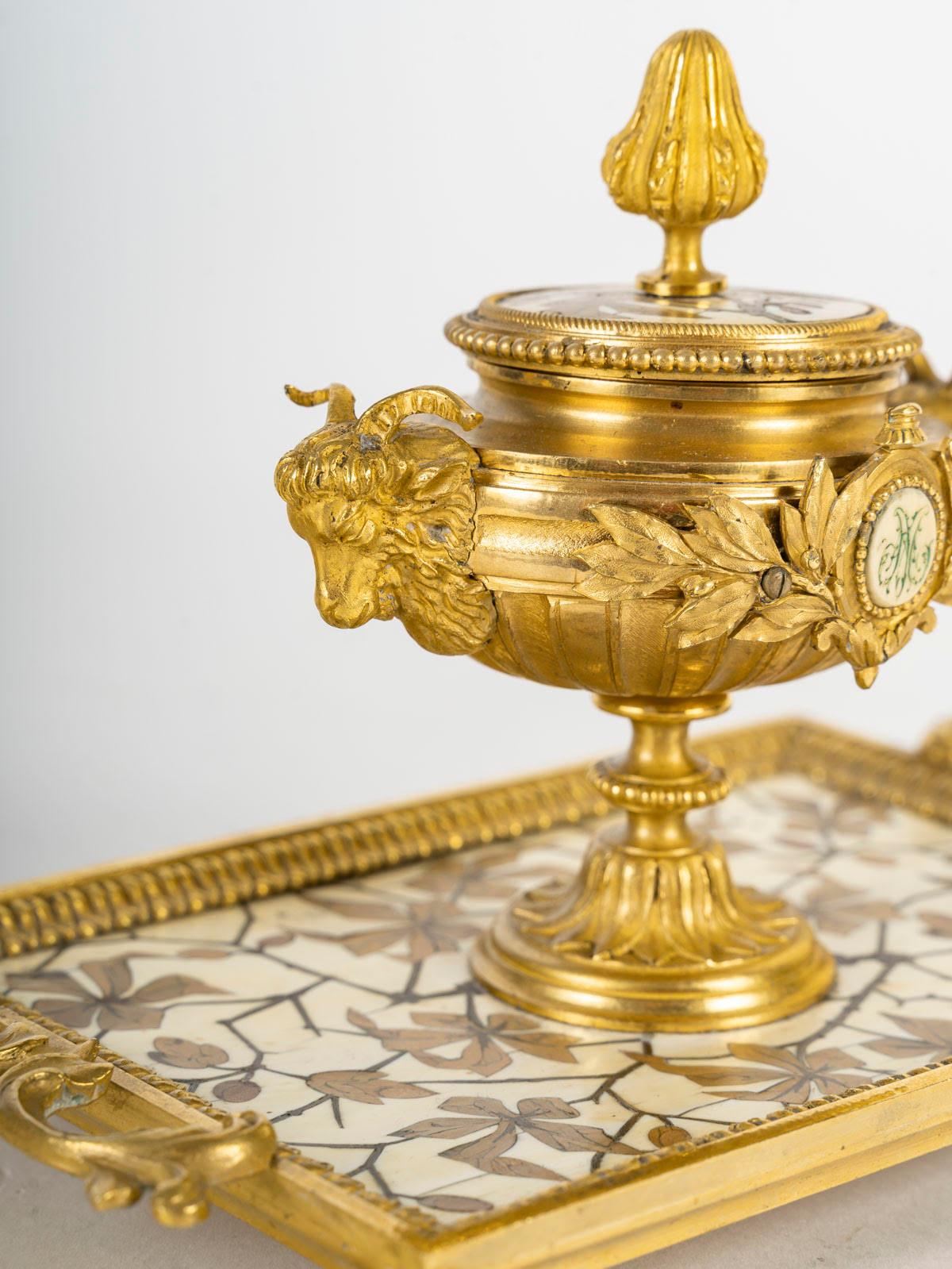 Japonisme Bronze Inkwell in the Japanese Style, 19th Century, Napoleon III Period.