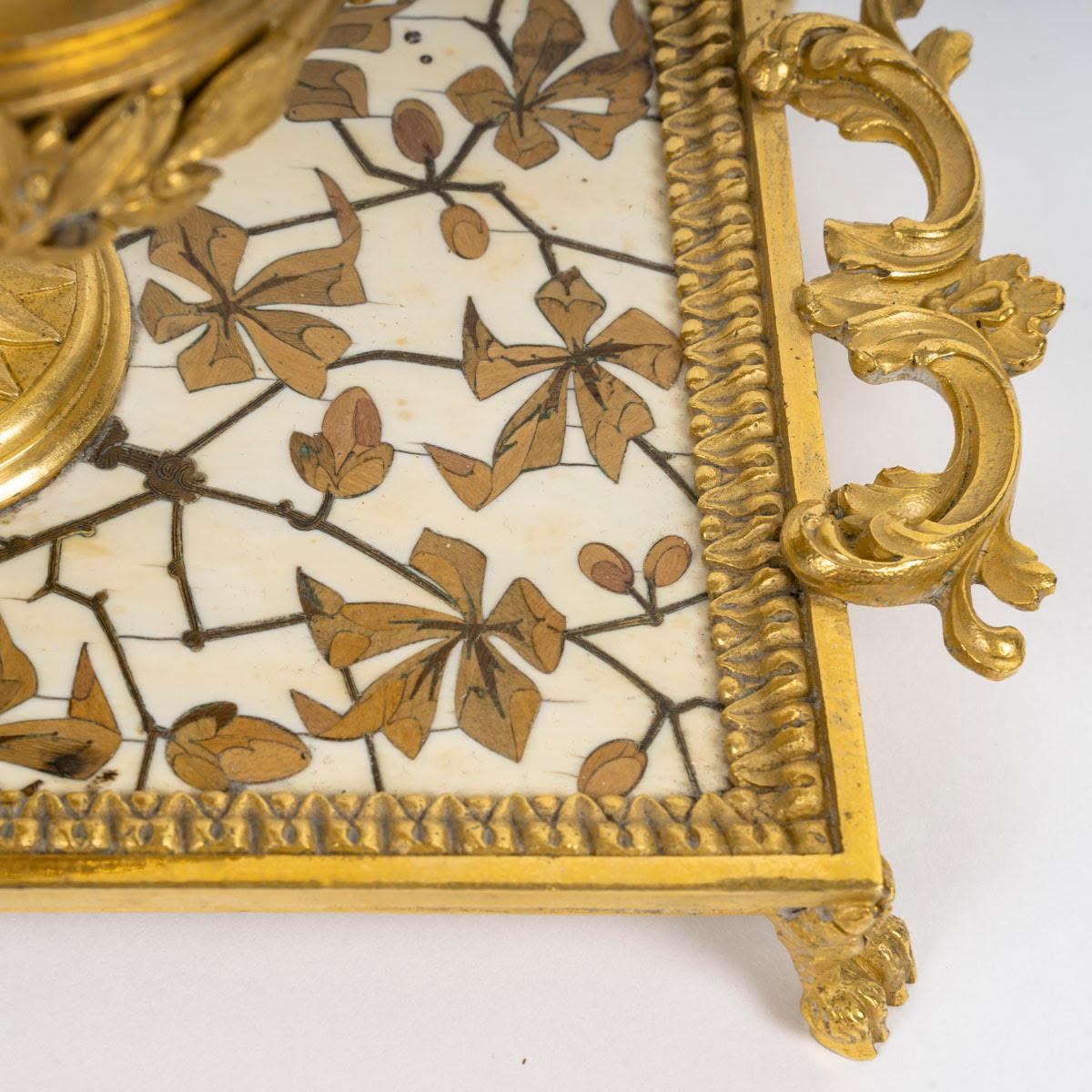 Gilt Bronze Inkwell in the Japanese Style, 19th Century, Napoleon III Period.