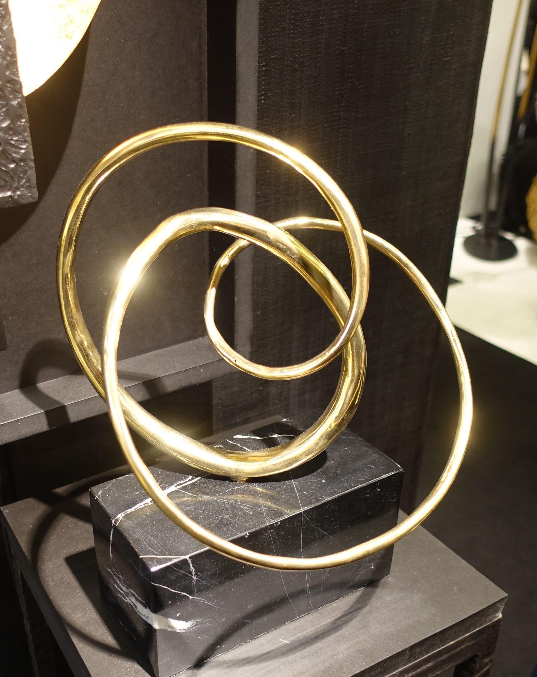 Bronze Interlocking Rings Sculpture, Germany, Contemporary In New Condition In New York, NY