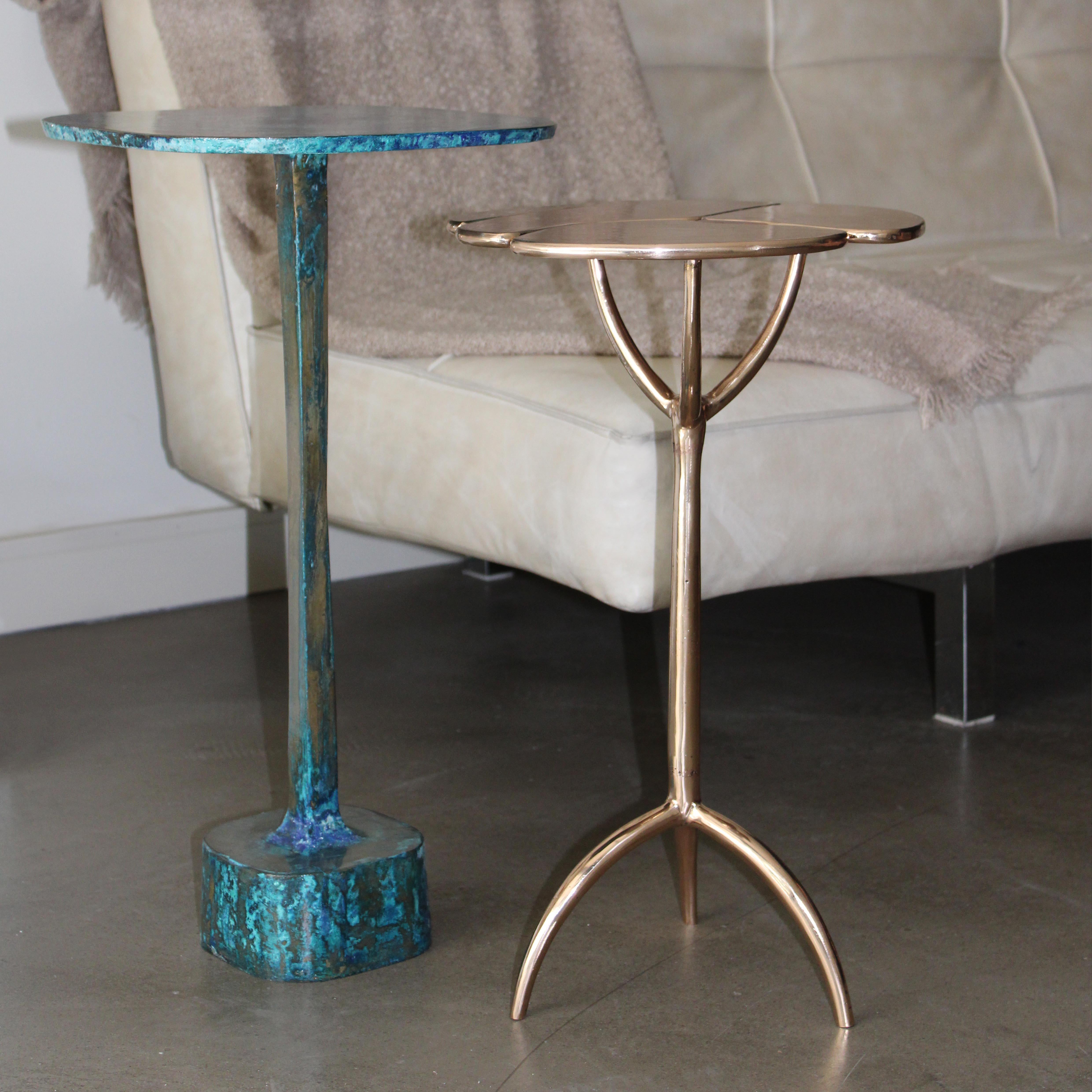 Mesa auxiliar Iris de bronce de Studio Sunt en venta 1