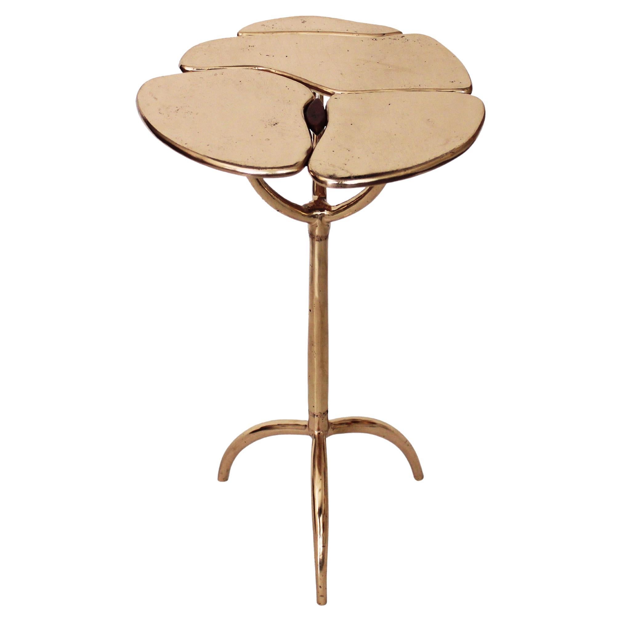 Mesa auxiliar Iris de bronce de Studio Sunt en venta
