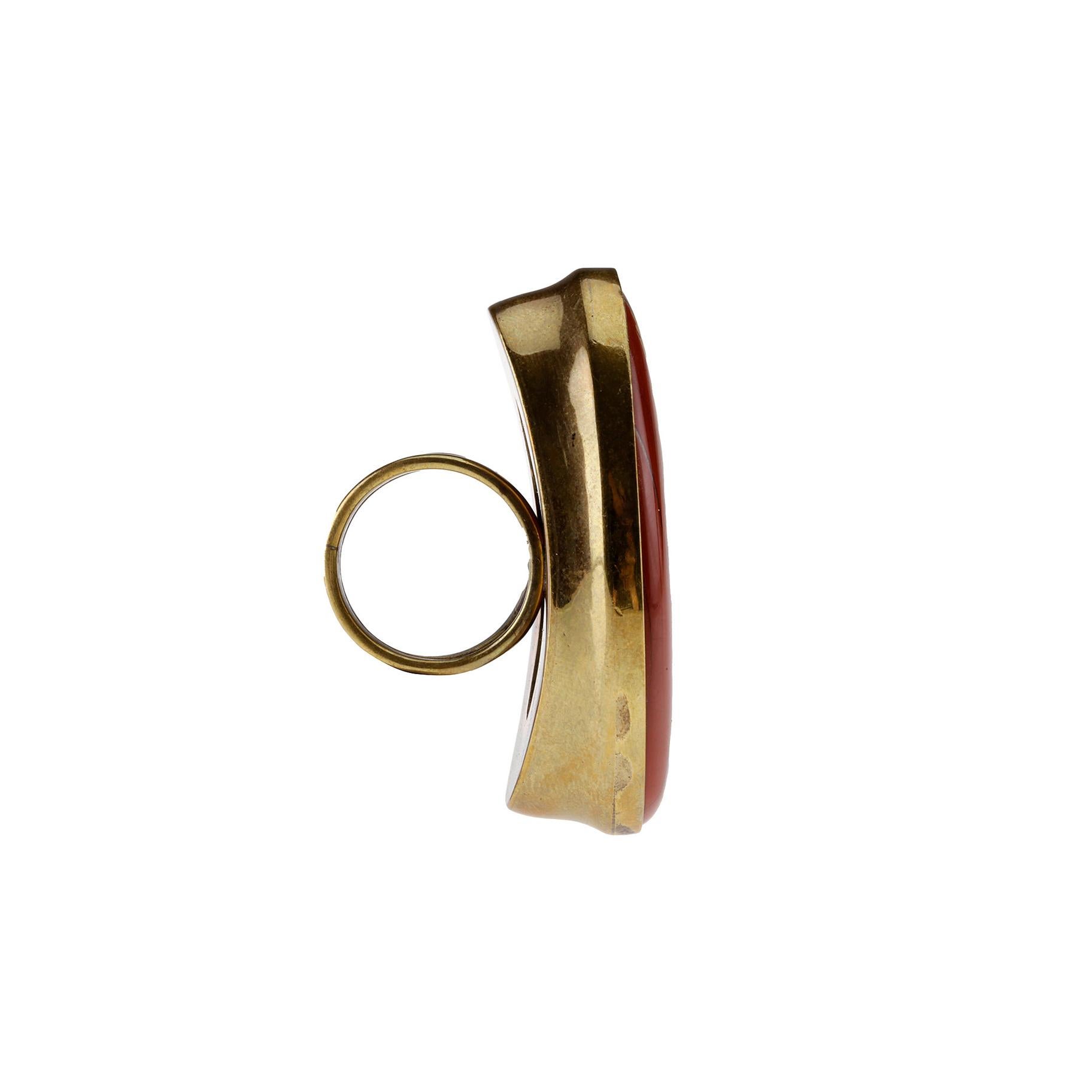Großer Jaspis-Ring aus Bronze (Kunsthandwerker*in) im Angebot