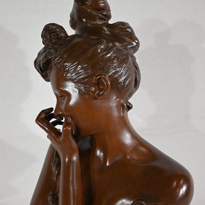 Sculpture en bronze Young Playful Woman de G. Van Der Straeten, Art Nouveau 19e en vente 10