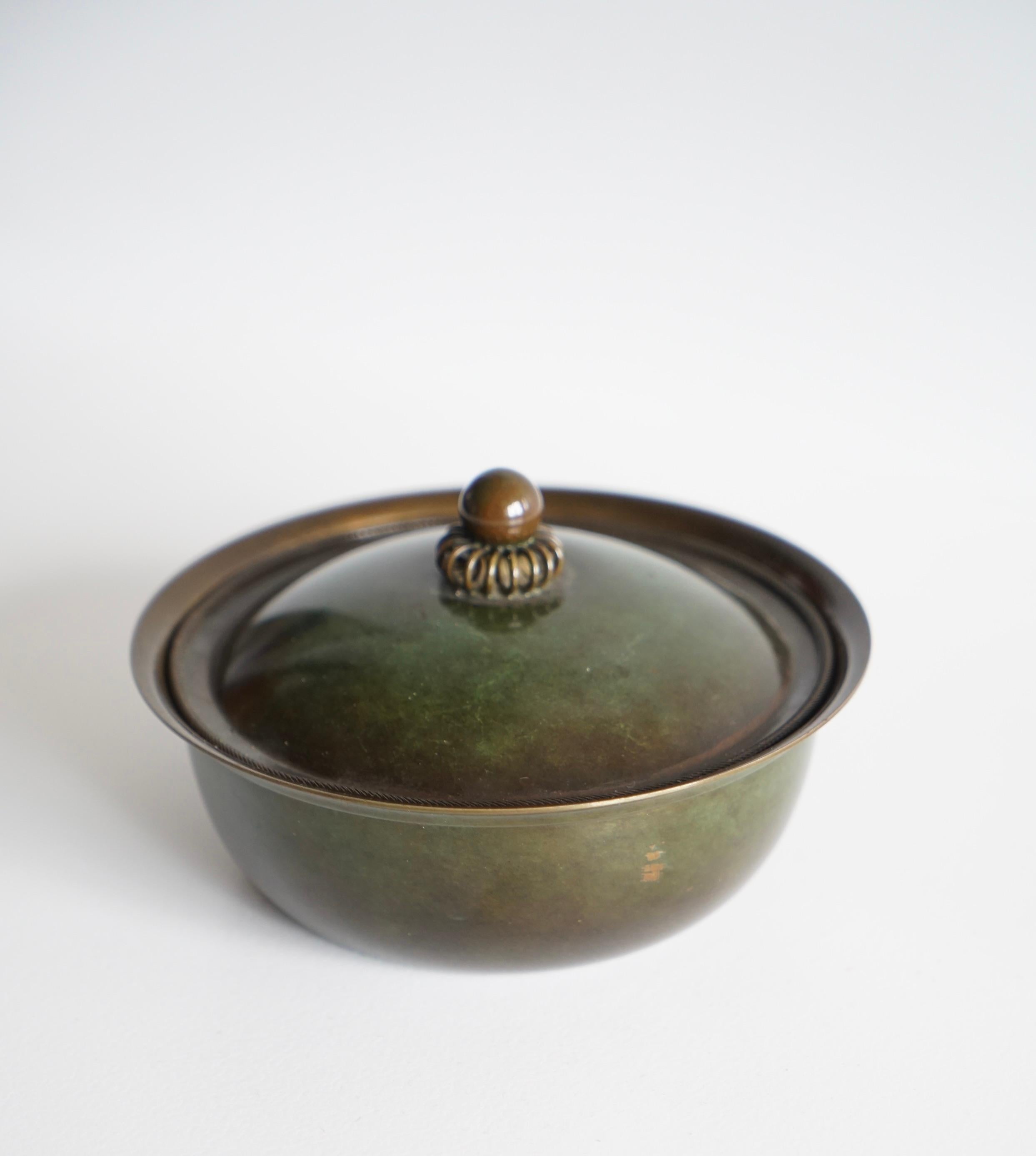 Danois Boîtes à bijoux en bronze de Just Andersen en vente