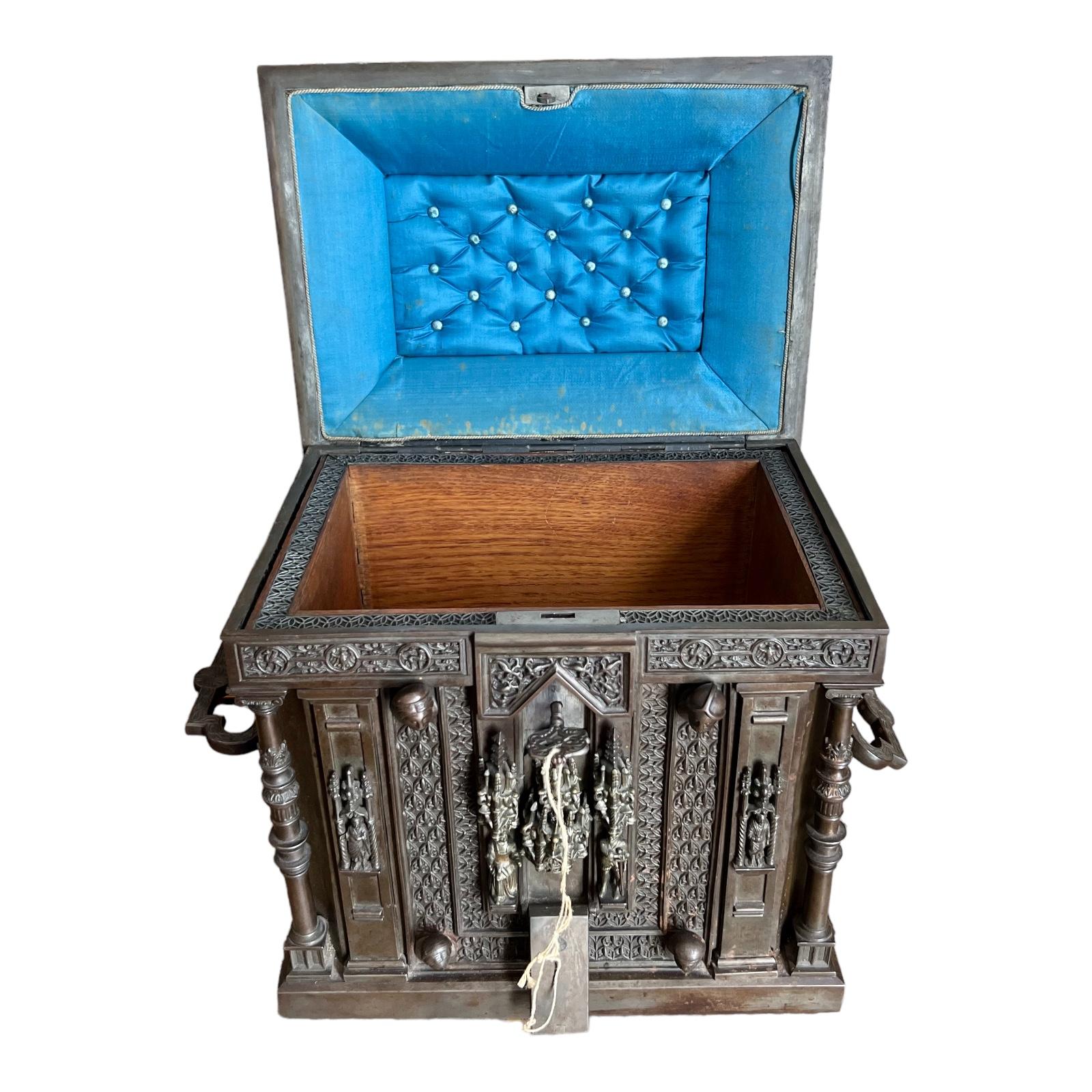 Gothic Revival Bronze Jewelry Chest In Neo-gothic Style From The Napoleon III Period For Sale