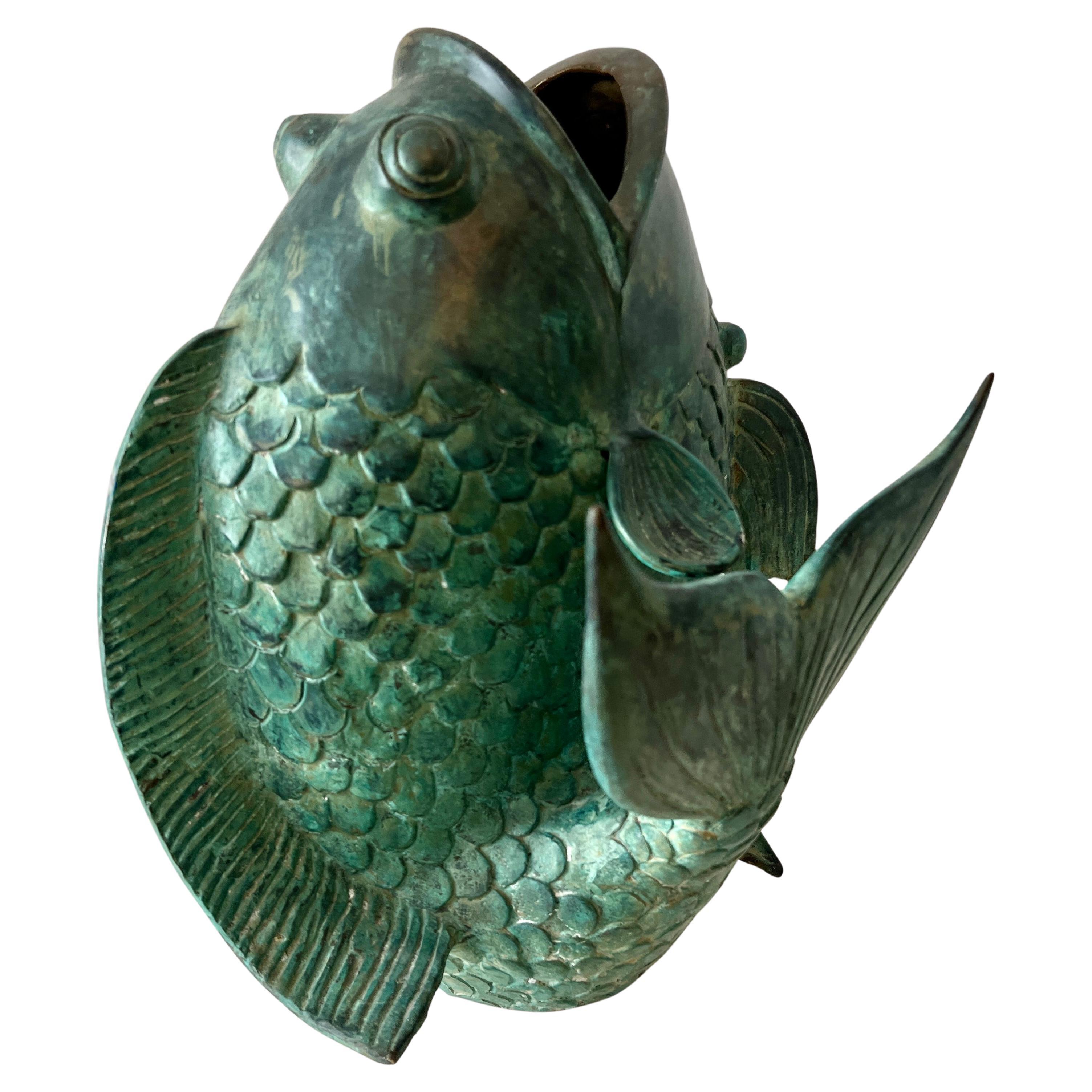 Sculpture de poisson KOI en bronze Vase ou fontaine