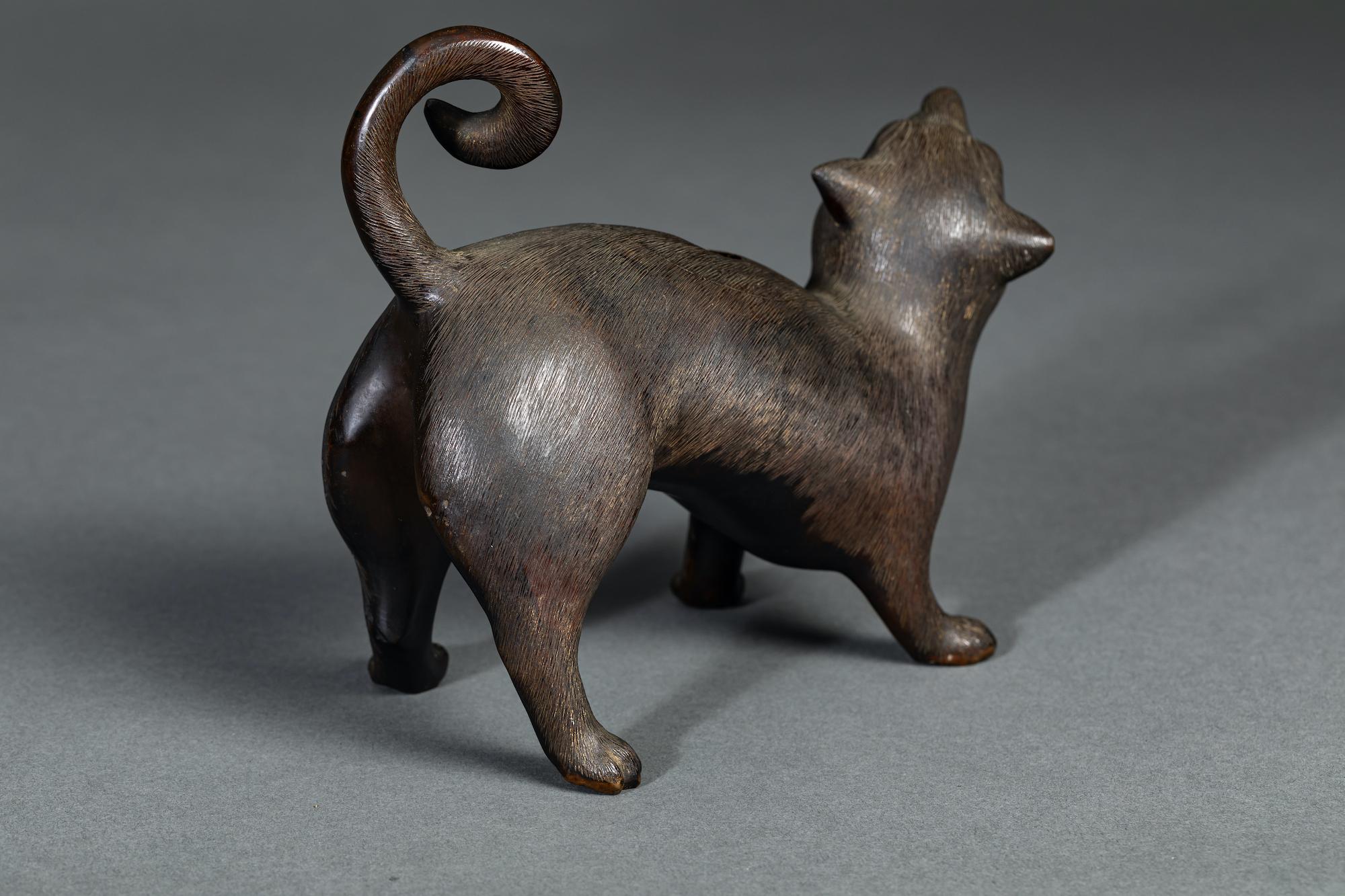 Bronze Koro 'incense burner' of a Weasel For Sale 4