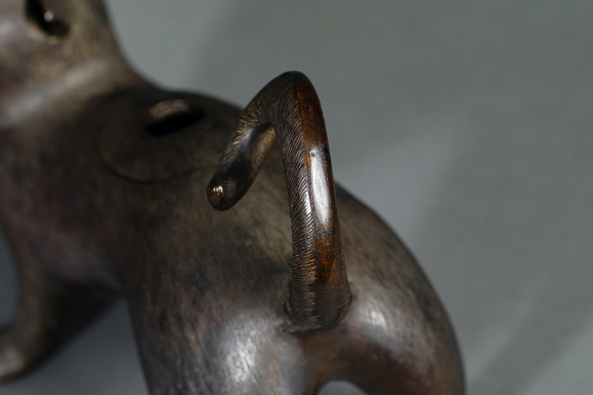 Japanese Bronze Koro 'incense burner' of a Weasel For Sale