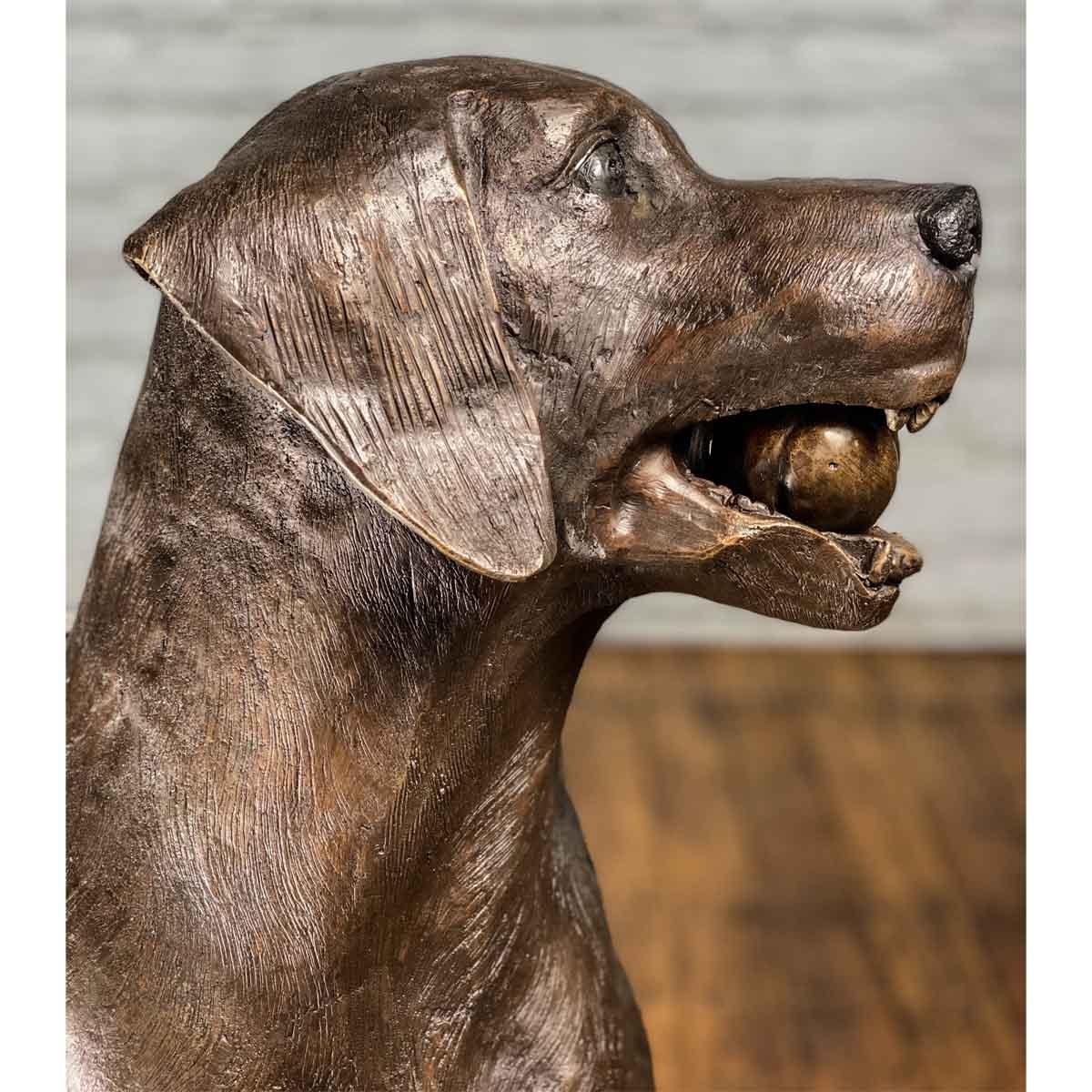 Statue de chien labrador en bronze, 