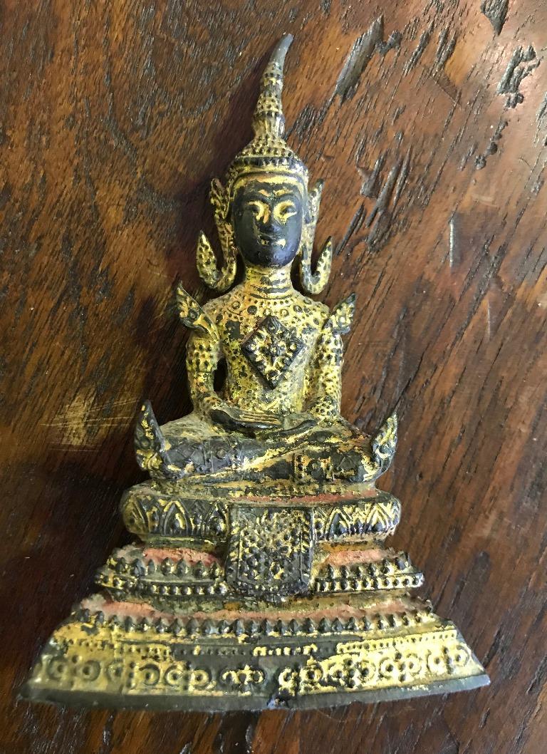 Bronze, Lacquer and Gilt Seated Ratanakosin Thai/ Siam Buddha In Good Condition In Studio City, CA