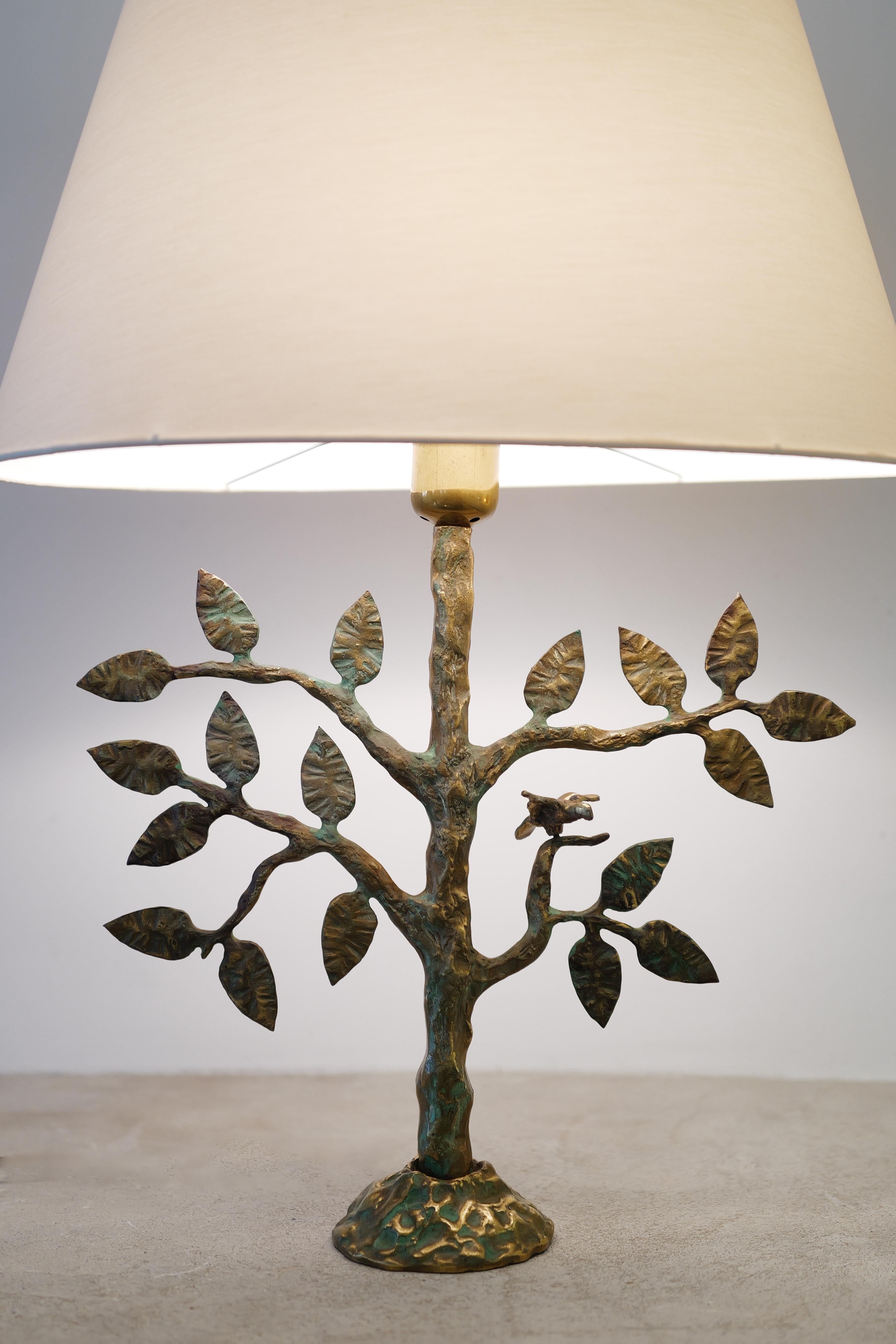 Bronze lamp, 50s or 60s in the style of Alberto or Diego Giacometti - Italy For Sale 2