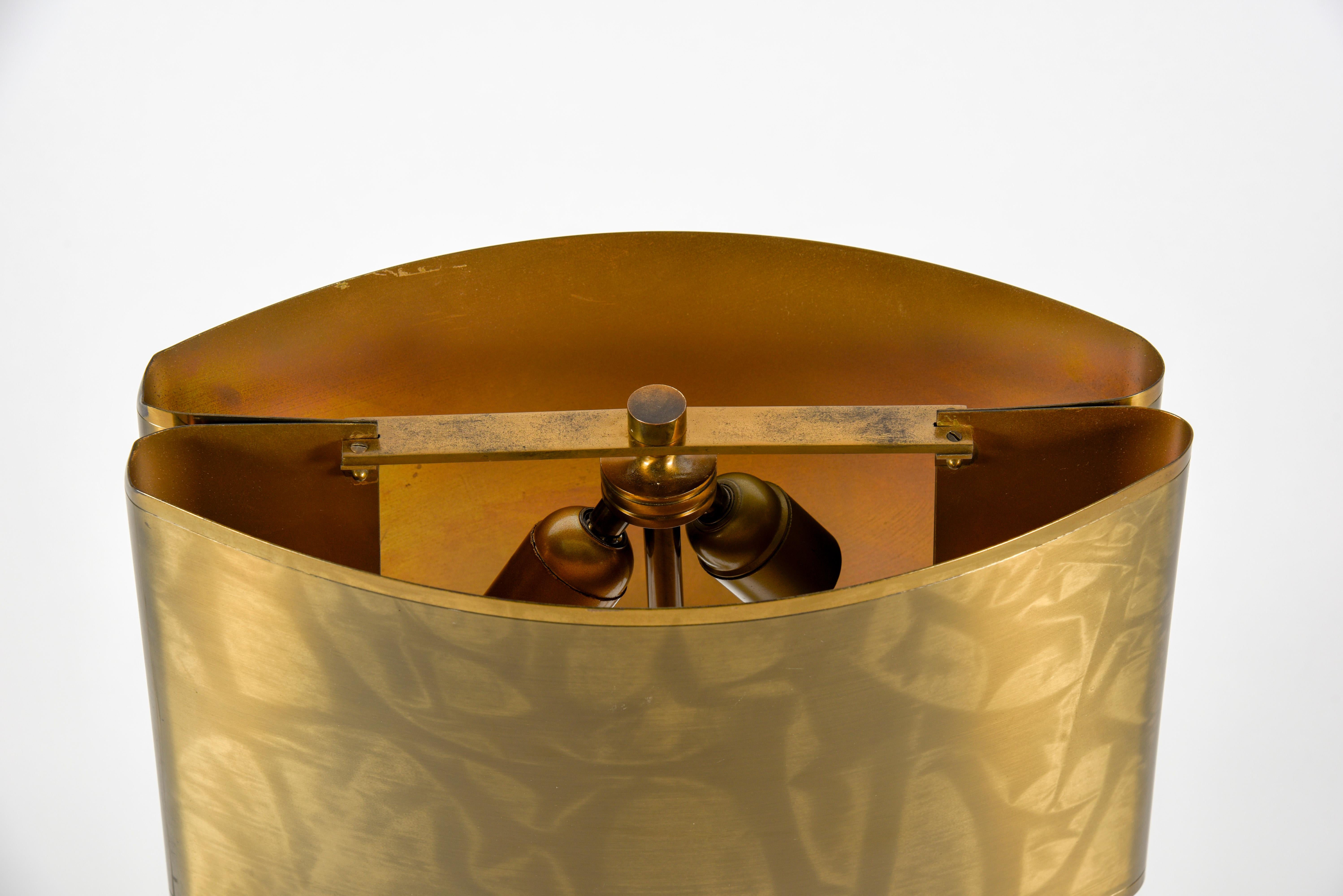 Francese Lampada in bronzo di Charles Charles in vendita