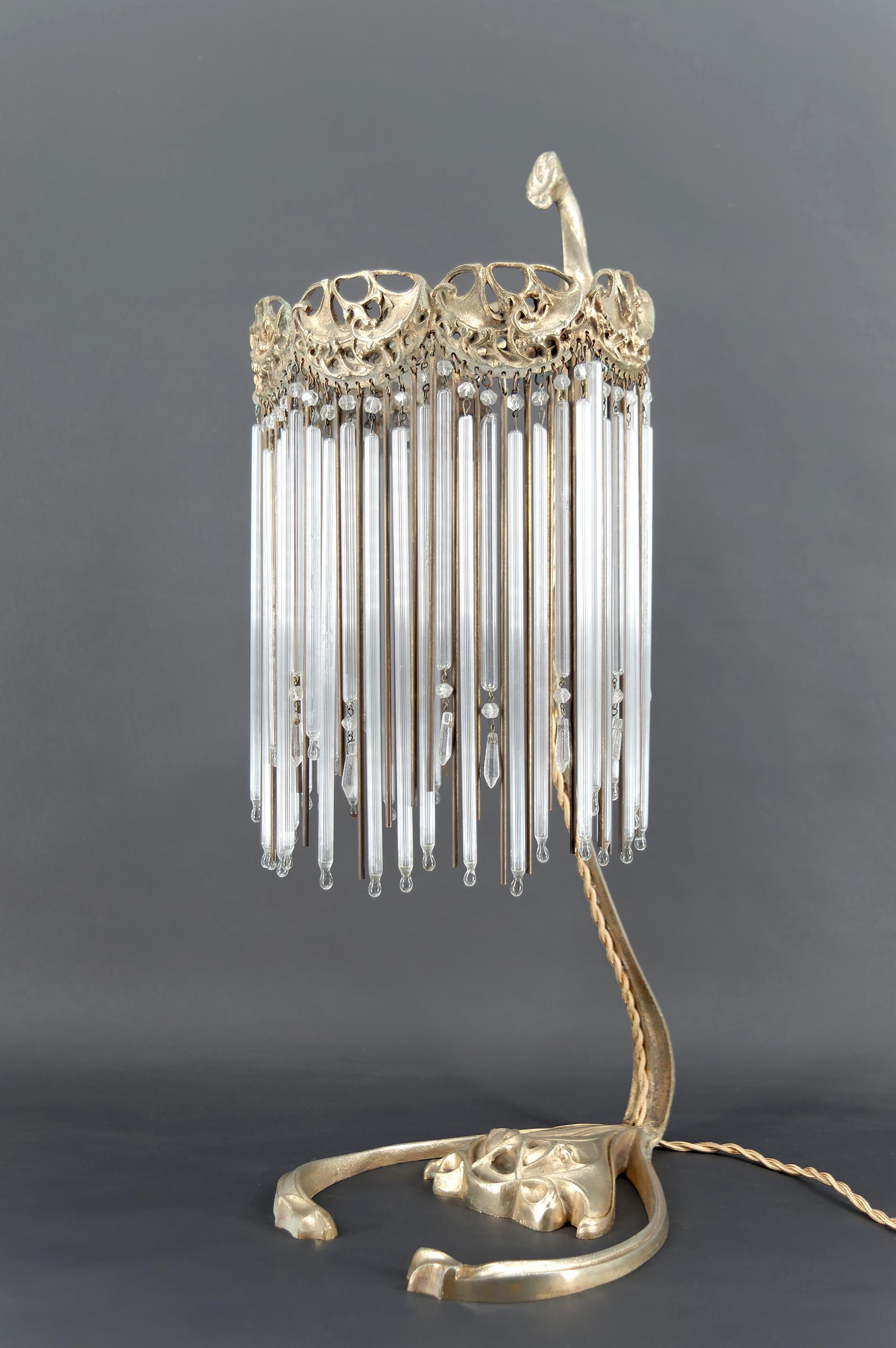 Lámpara de bronce y colgantes de cristal de Hector Guimard, Francia, Art Nouveau, circa 1910 en Bueno estado para la venta en VÉZELAY, FR