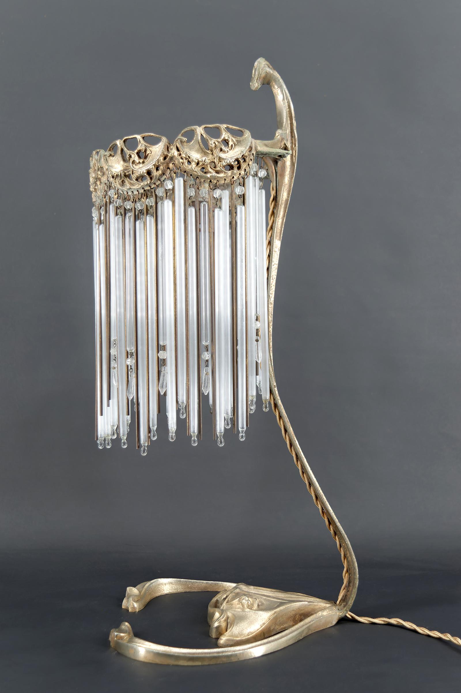 Lámpara de bronce y colgantes de cristal de Hector Guimard, Francia, Art Nouveau, circa 1910 Bronce en venta