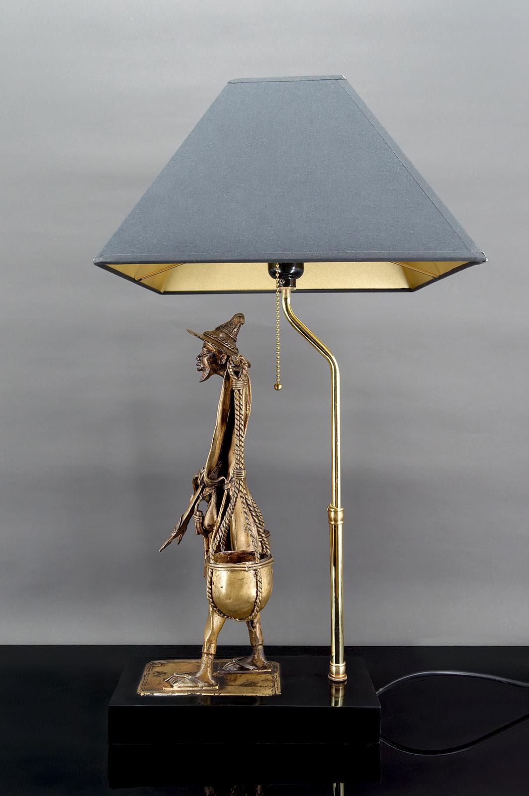 Hollywood Regency Bronze lamp, 