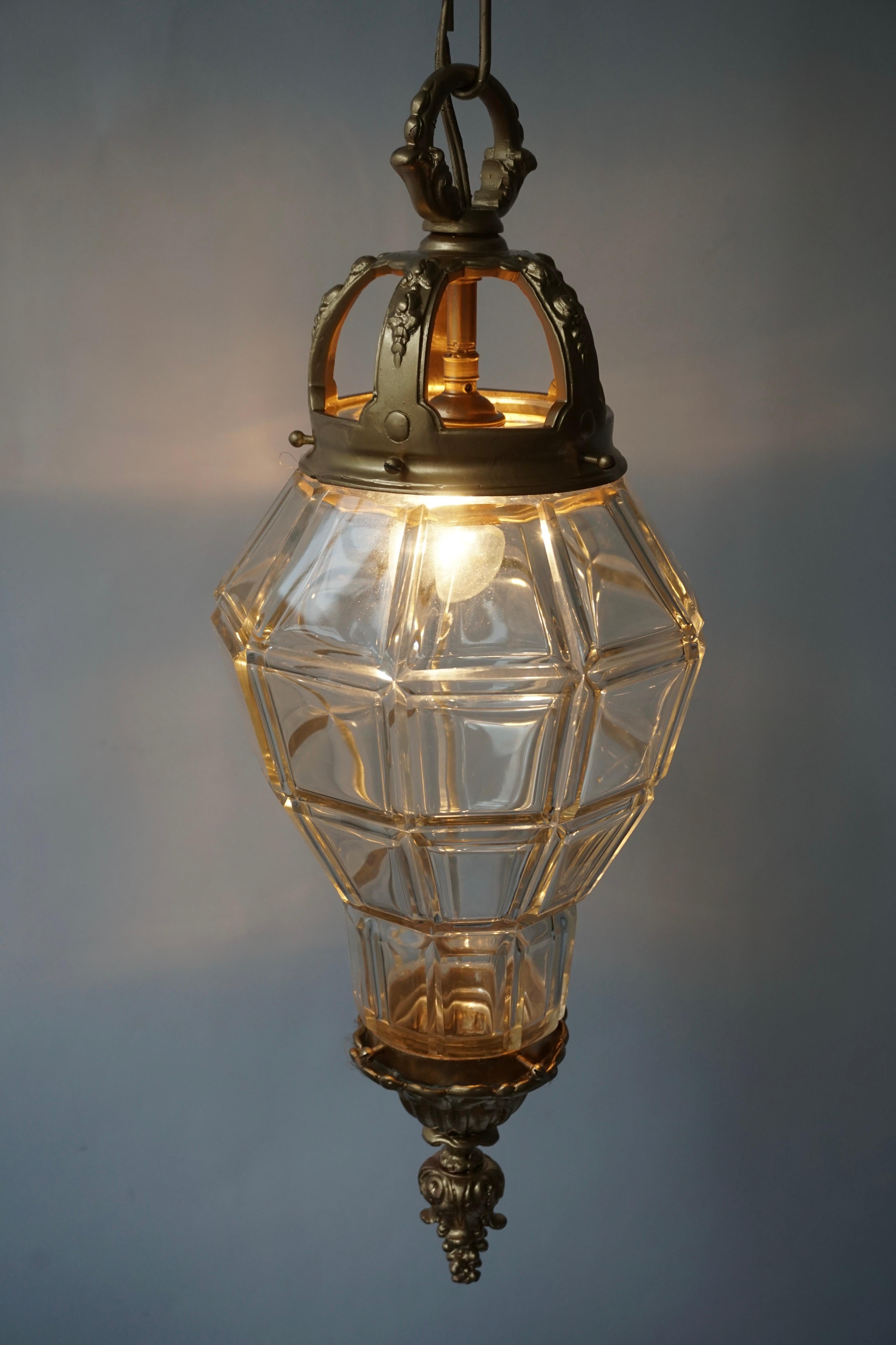 Bronze Lantern In Good Condition For Sale In Antwerp, BE