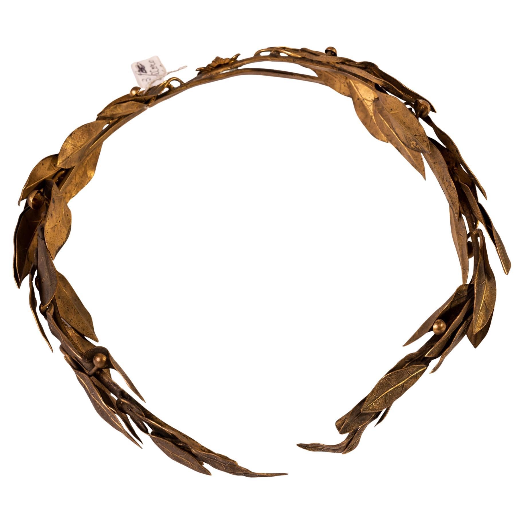Corona de laurel de bronce Tallado a mano en venta