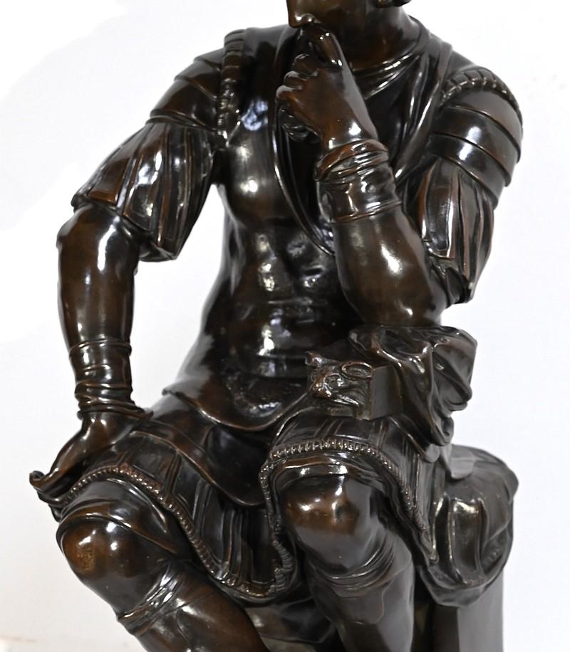 Escultura de bronce 