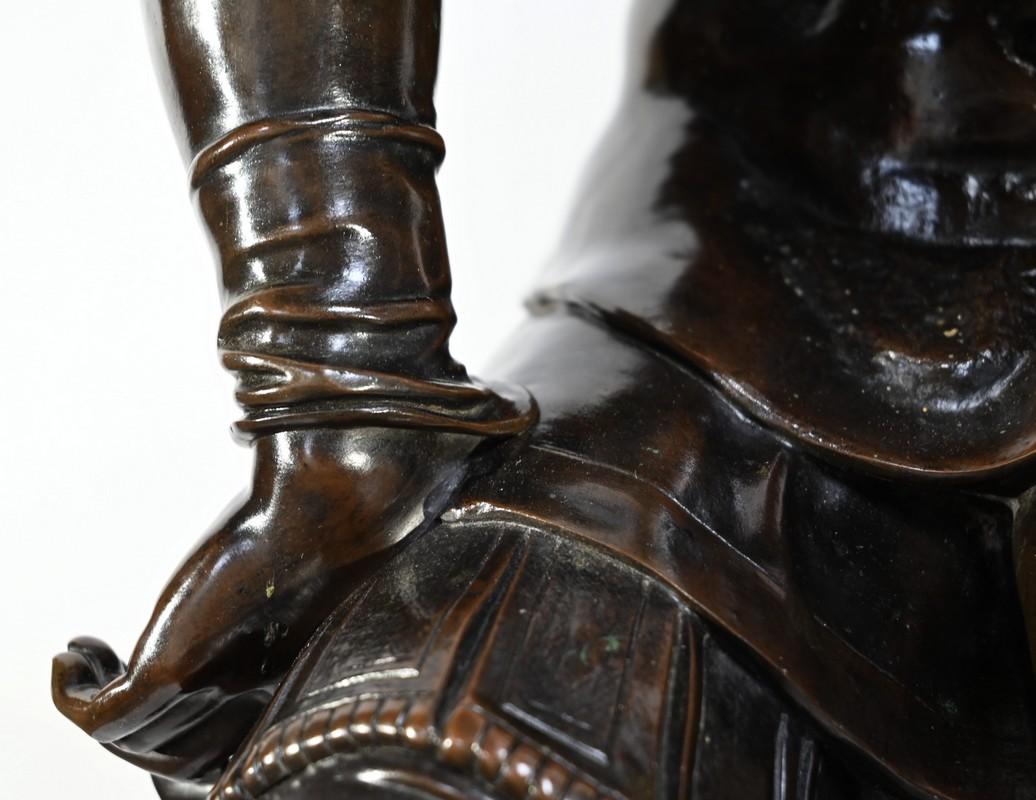 Escultura de bronce 