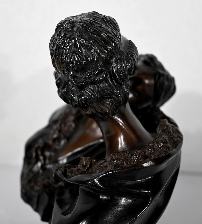 Sculpture en bronze La baiser donnée d'après J-A. Houdon - Fin du XIXe siècle en vente 7