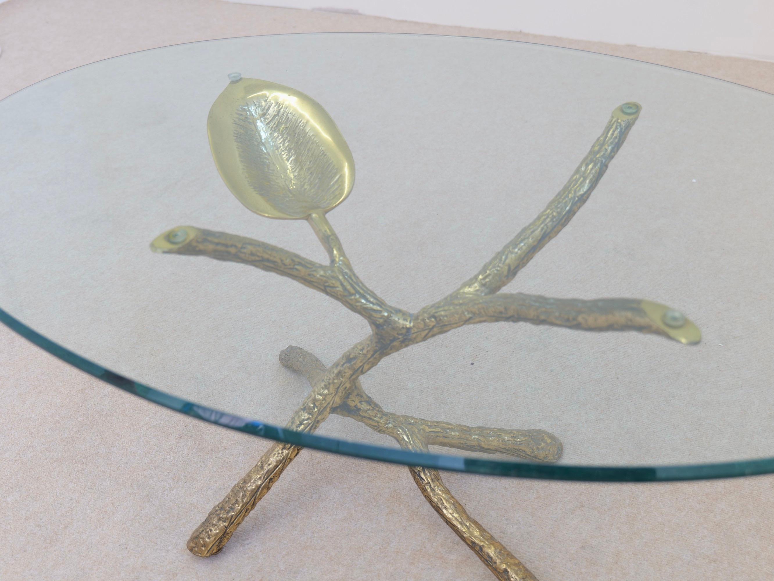 Late 20th Century bronze leaf coffee table attributed to Jacques Duval - 1980s For Sale