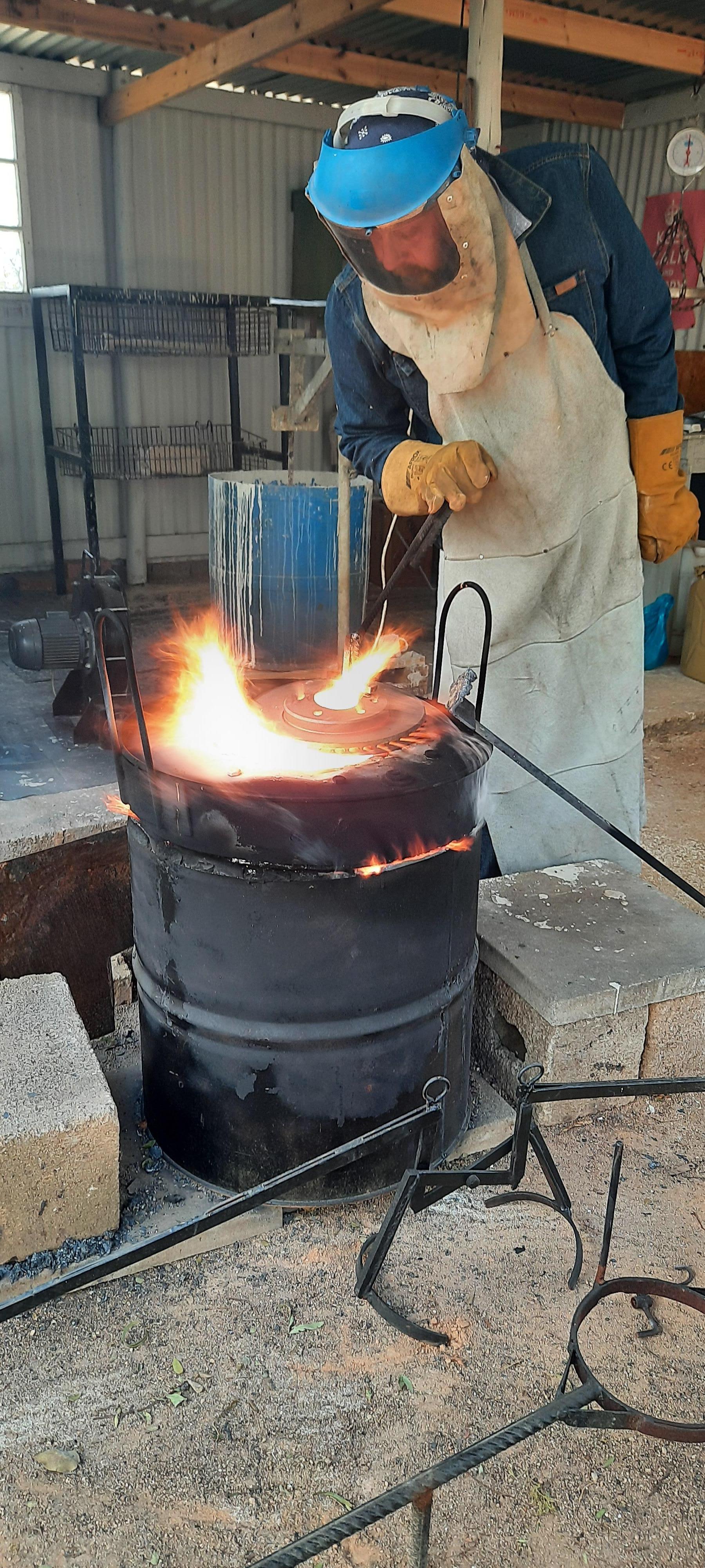 Candelabro leopardato in bronzo In condizioni Nuovo in vendita a Pretoria, Gauteng