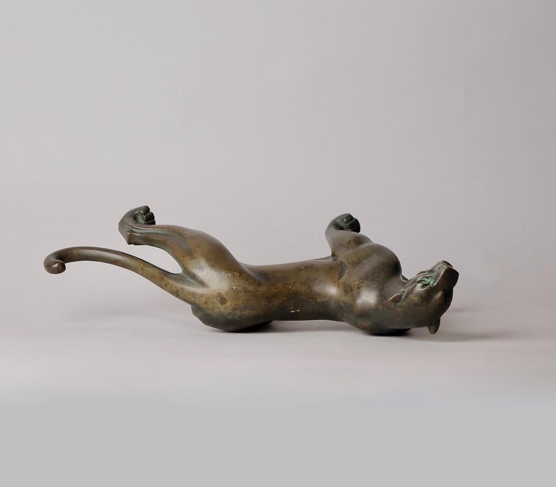 Sculpture léopard de l'artiste de Nitten Tsuda Eijyu (1915-2001) en vente 9