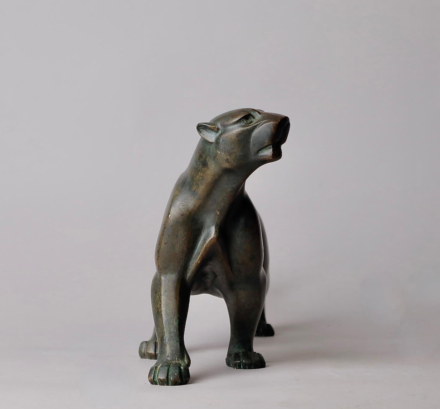20ième siècle Sculpture léopard de l'artiste de Nitten Tsuda Eijyu (1915-2001) en vente