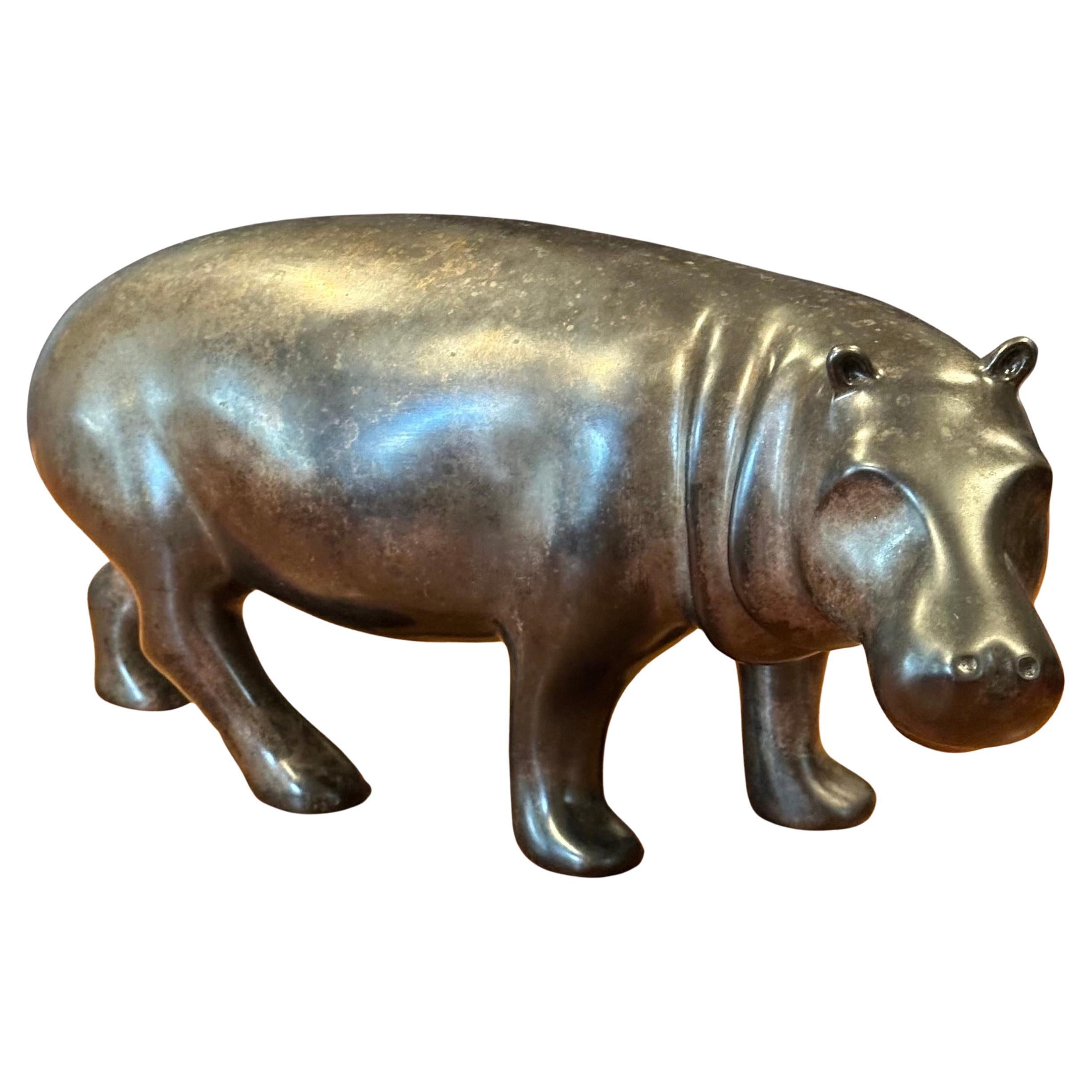 Bronze Limited Edition Hippopotamus Sculpture by Loet Vanderveen en vente 13