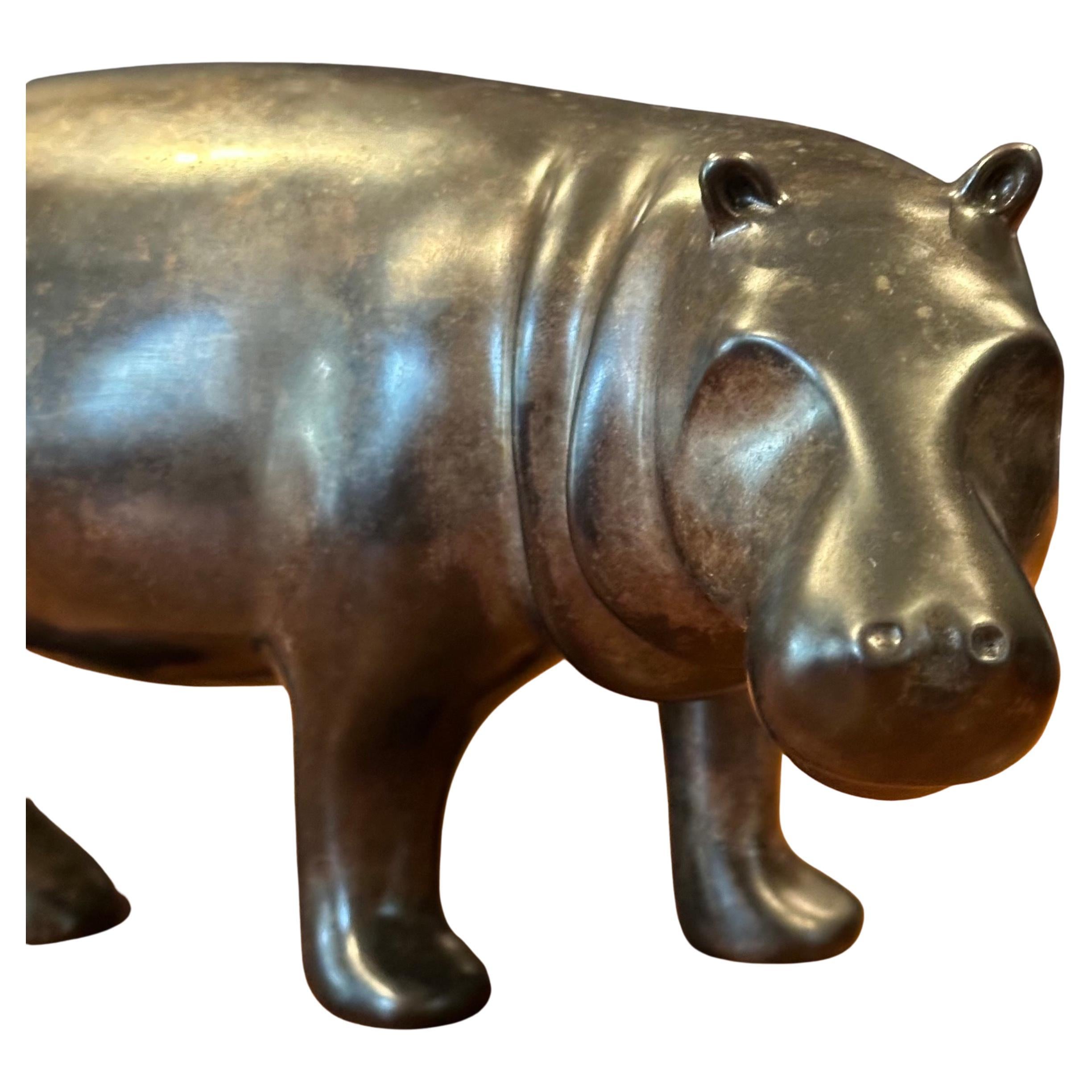 Néerlandais Bronze Limited Edition Hippopotamus Sculpture by Loet Vanderveen en vente