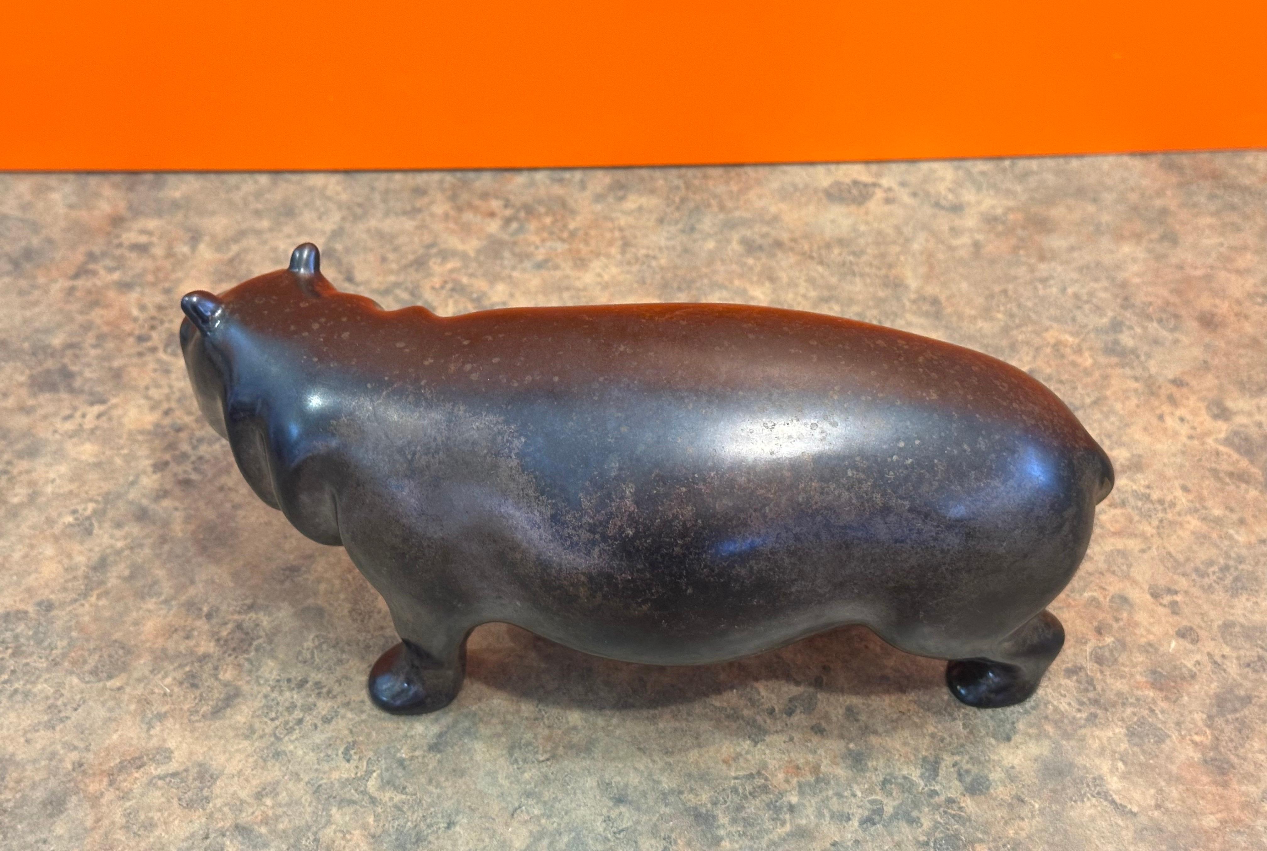 Bronze Limited Edition Hippopotamus Sculpture by Loet Vanderveen en vente 3