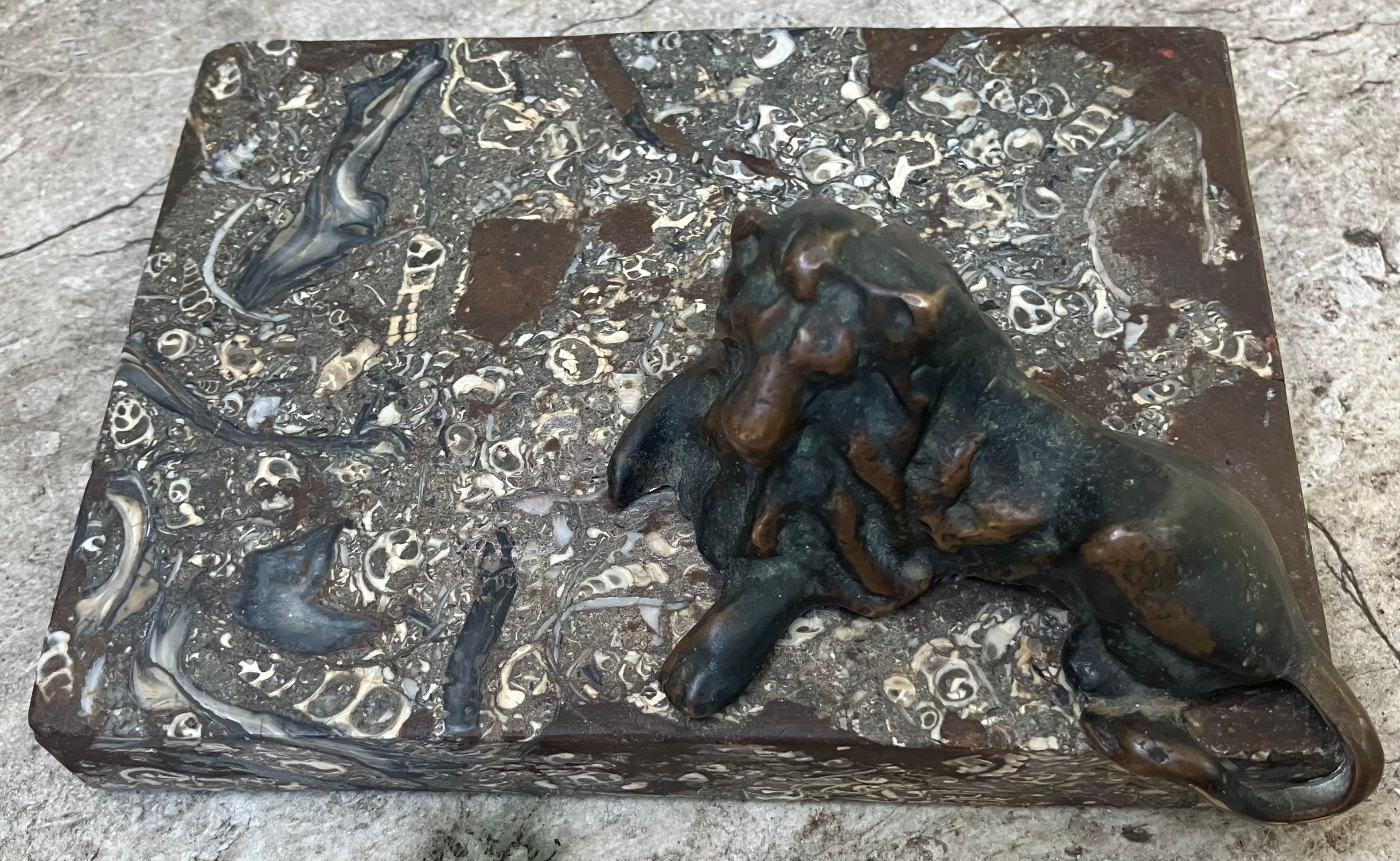 Bronze Lion on Marble Base Sculpture im Angebot 5