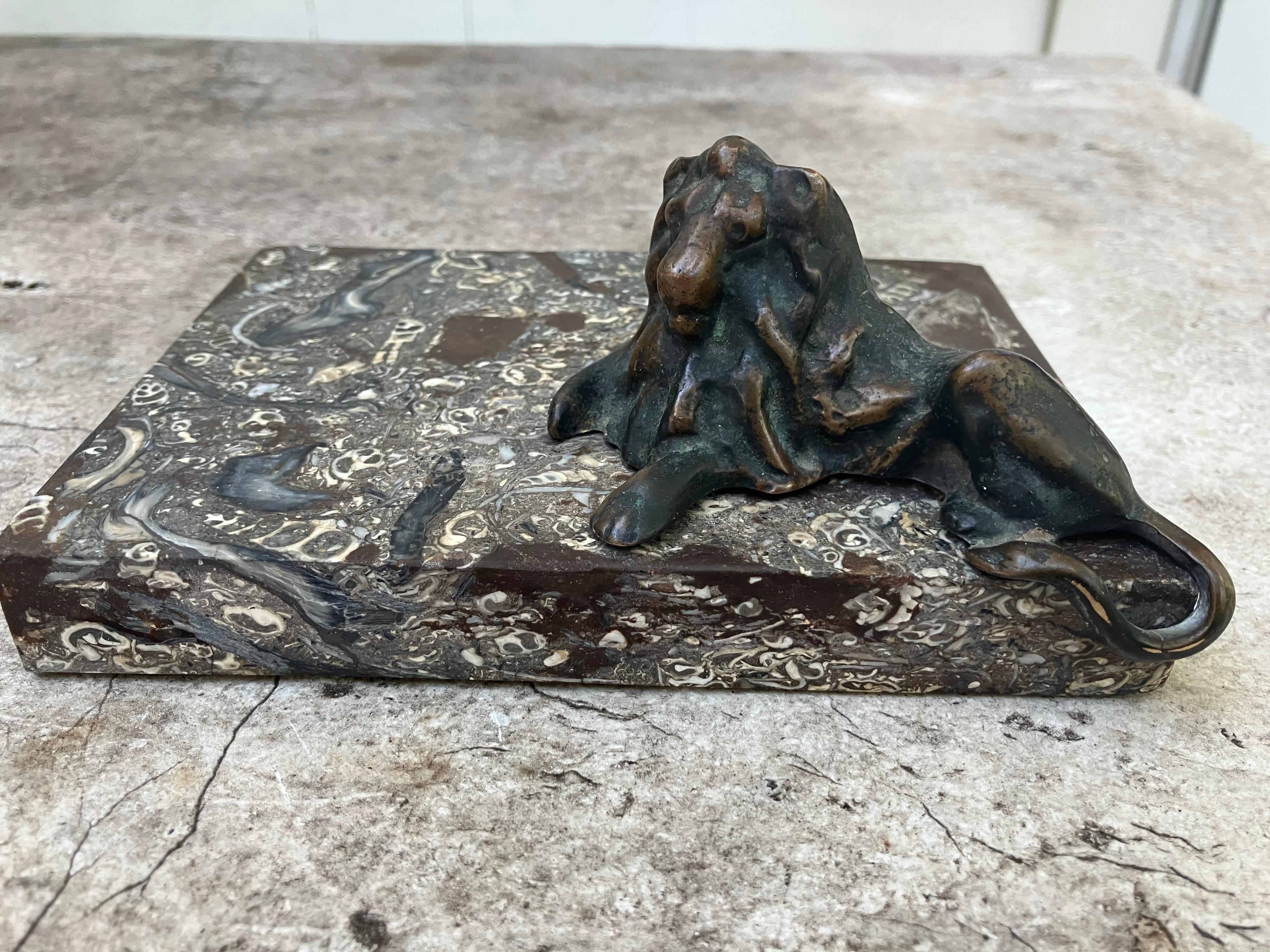 Bronze Lion on Marble Base Sculpture im Angebot 8