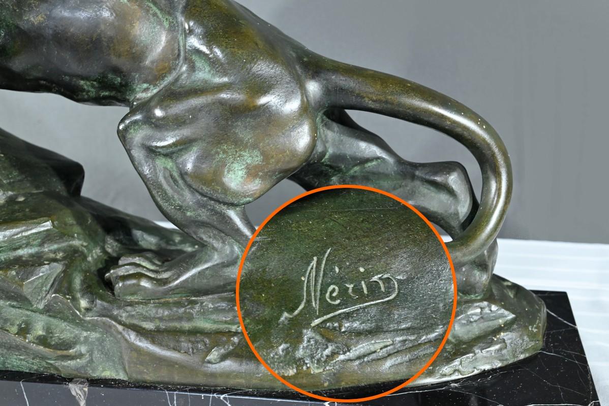 Brüllender Löwe aus Bronze, signiert Nerin - Anfang 20. im Angebot 4