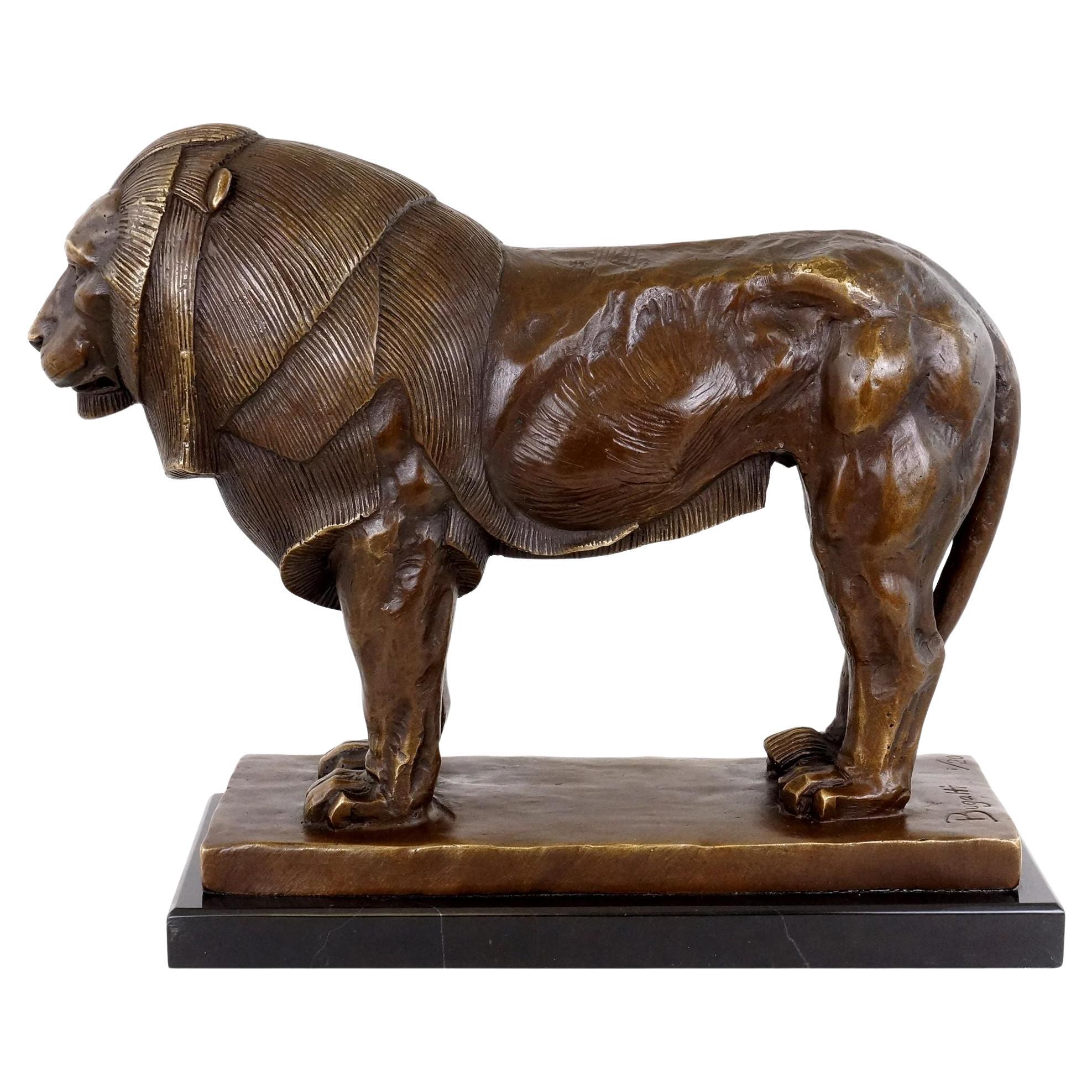 Scultura di leone in bronzo, Leone fiero, nello stile di Rembrandt Bugatti