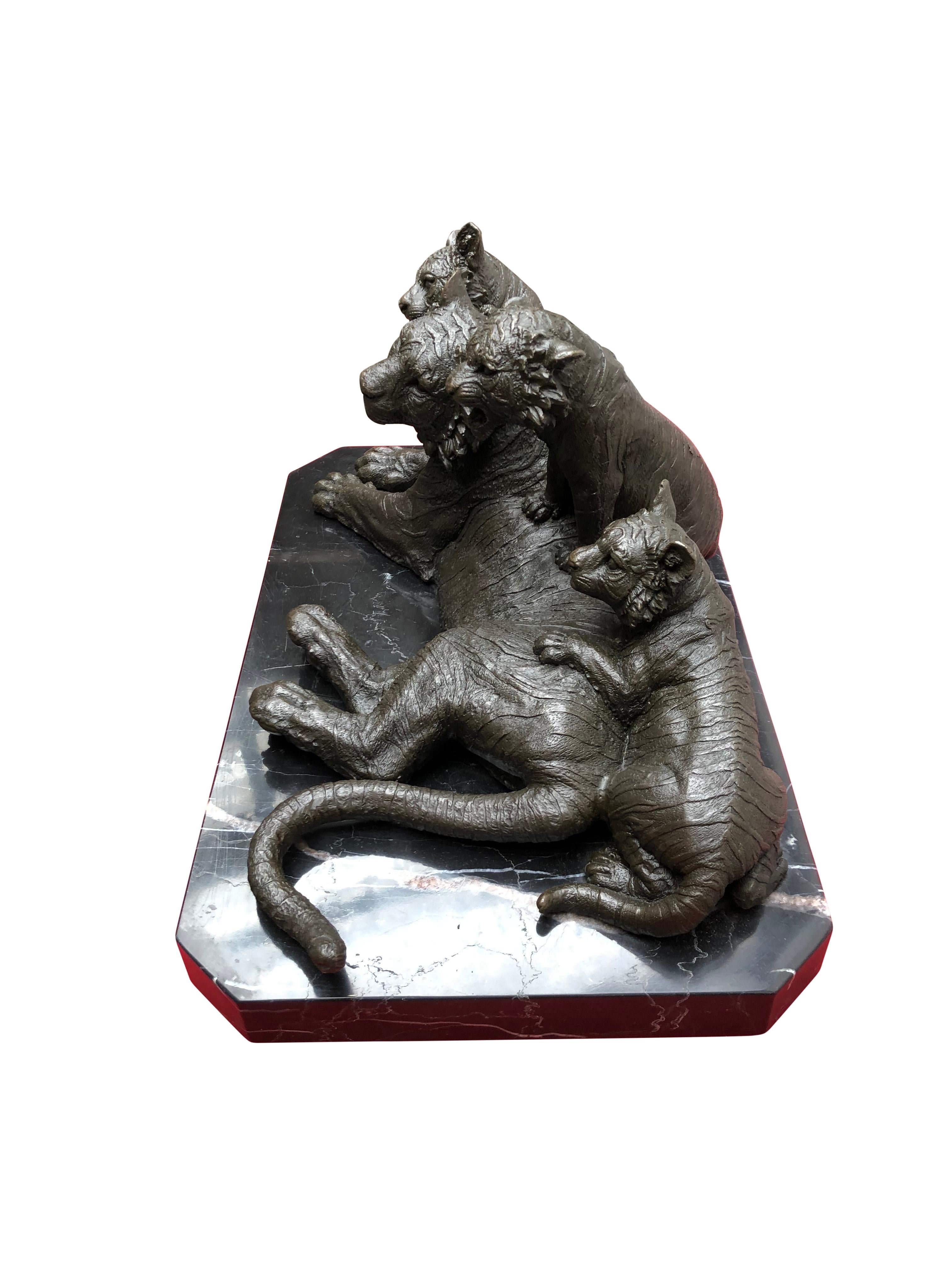 Bronze Lion Statue, Tiger and Cubs Animals Casting, 20th Century For Sale 4