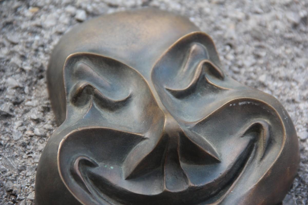 Bronze Clown Masken mit niedrigem Relief, italienisches Design, signiert BRONZARTE, 1960er Jahre (Italienisch)