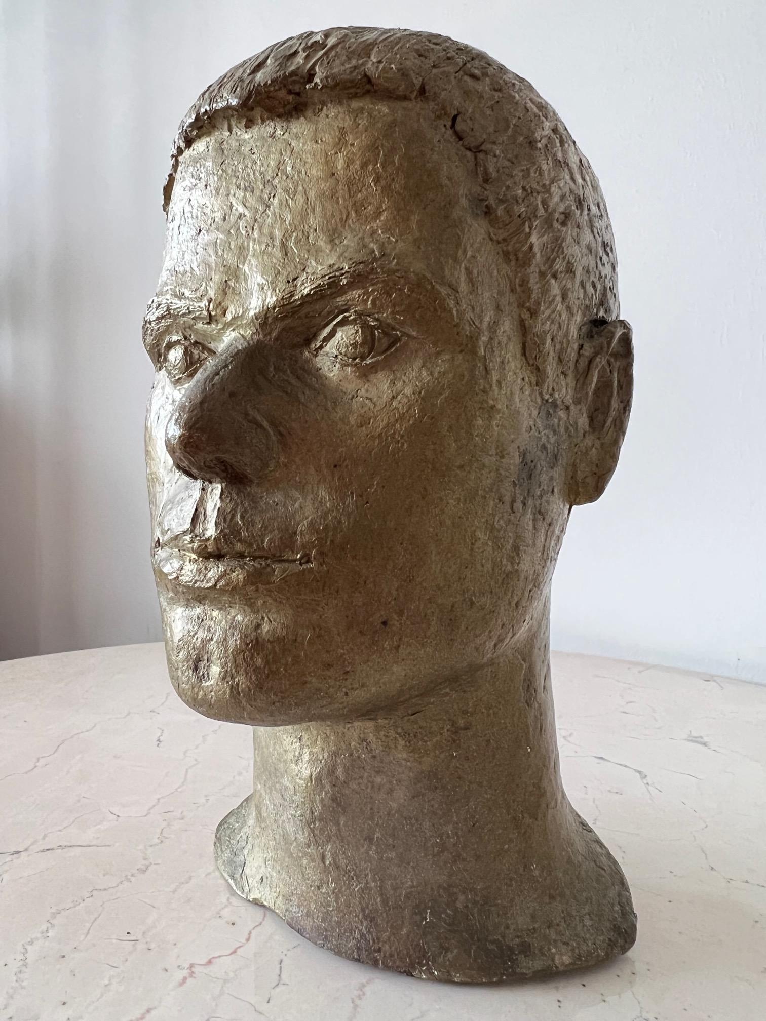Aluminium Buste masculin en bronze d'Anne Van Kleeck, années 1960 en vente