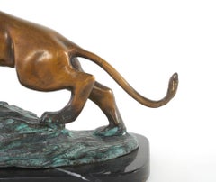Bronze / Marble Lion Sculpture Decorative Piece