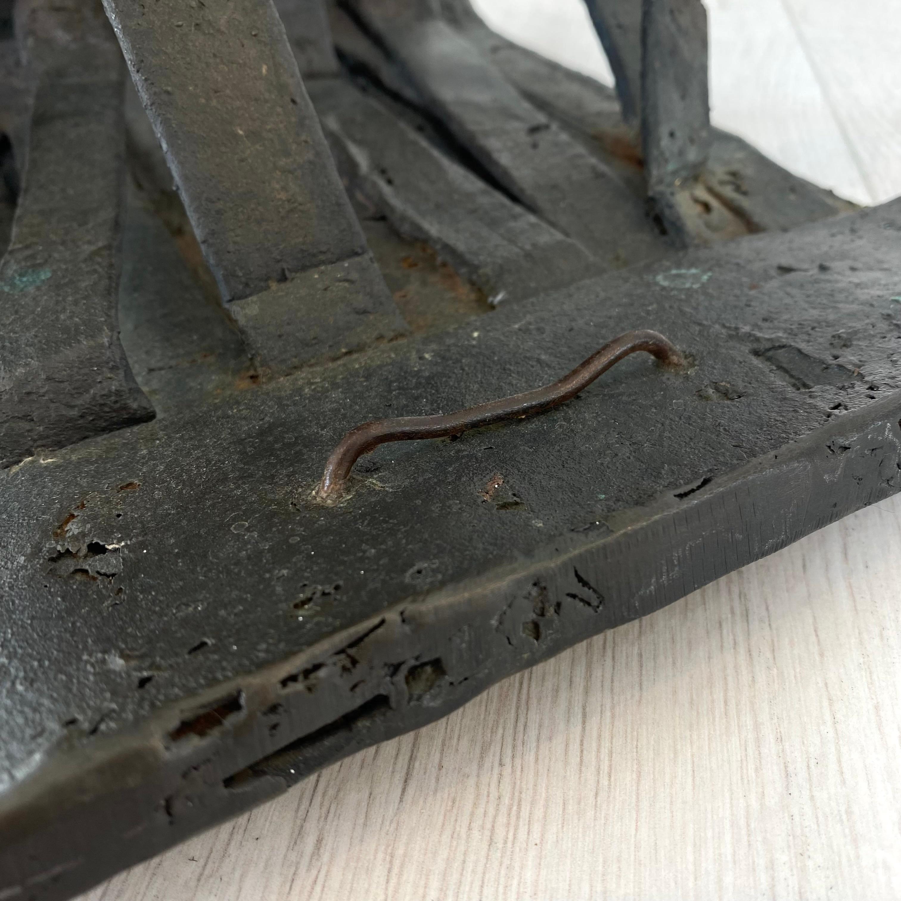 Sculpture en bronze en forme de pochette d'allumettes, 1996 États-Unis en vente 7