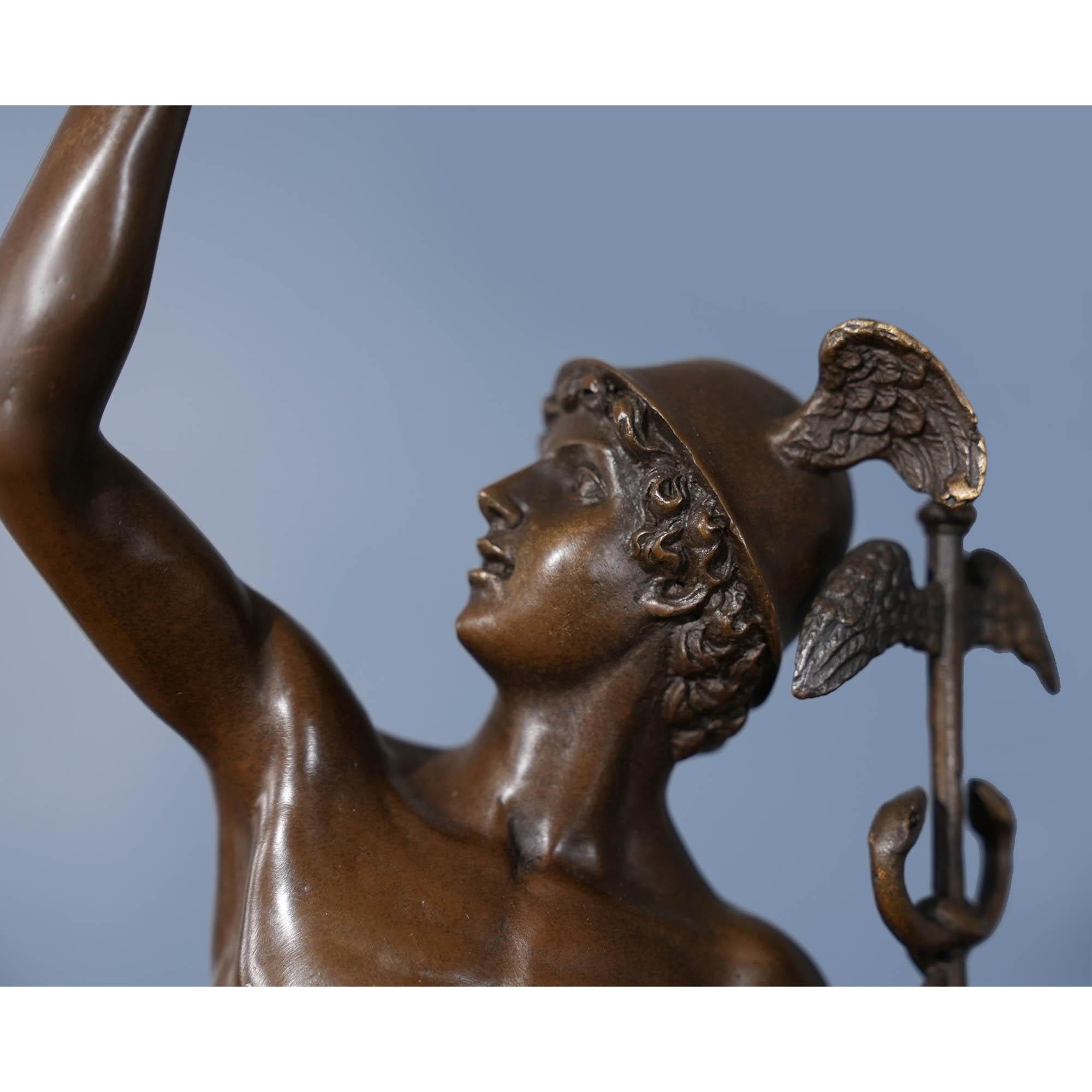 XXIe siècle et contemporain Mercure en bronze sur socle en marbre en vente