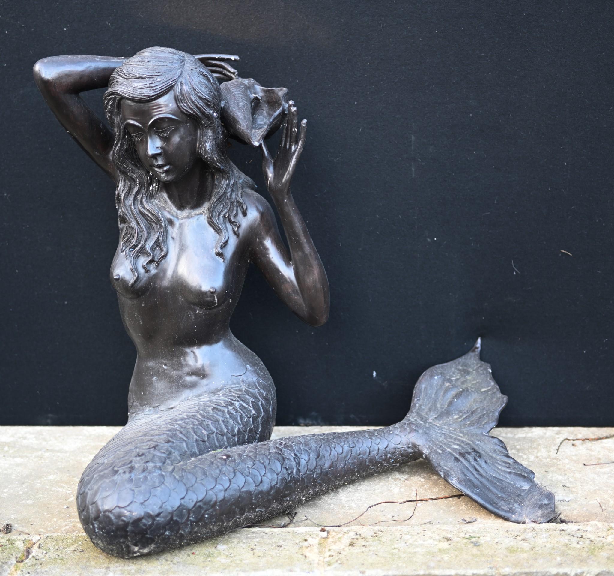 Bronze Mermaid Fountain Garden Statue Siren Female Figurine For Sale 3