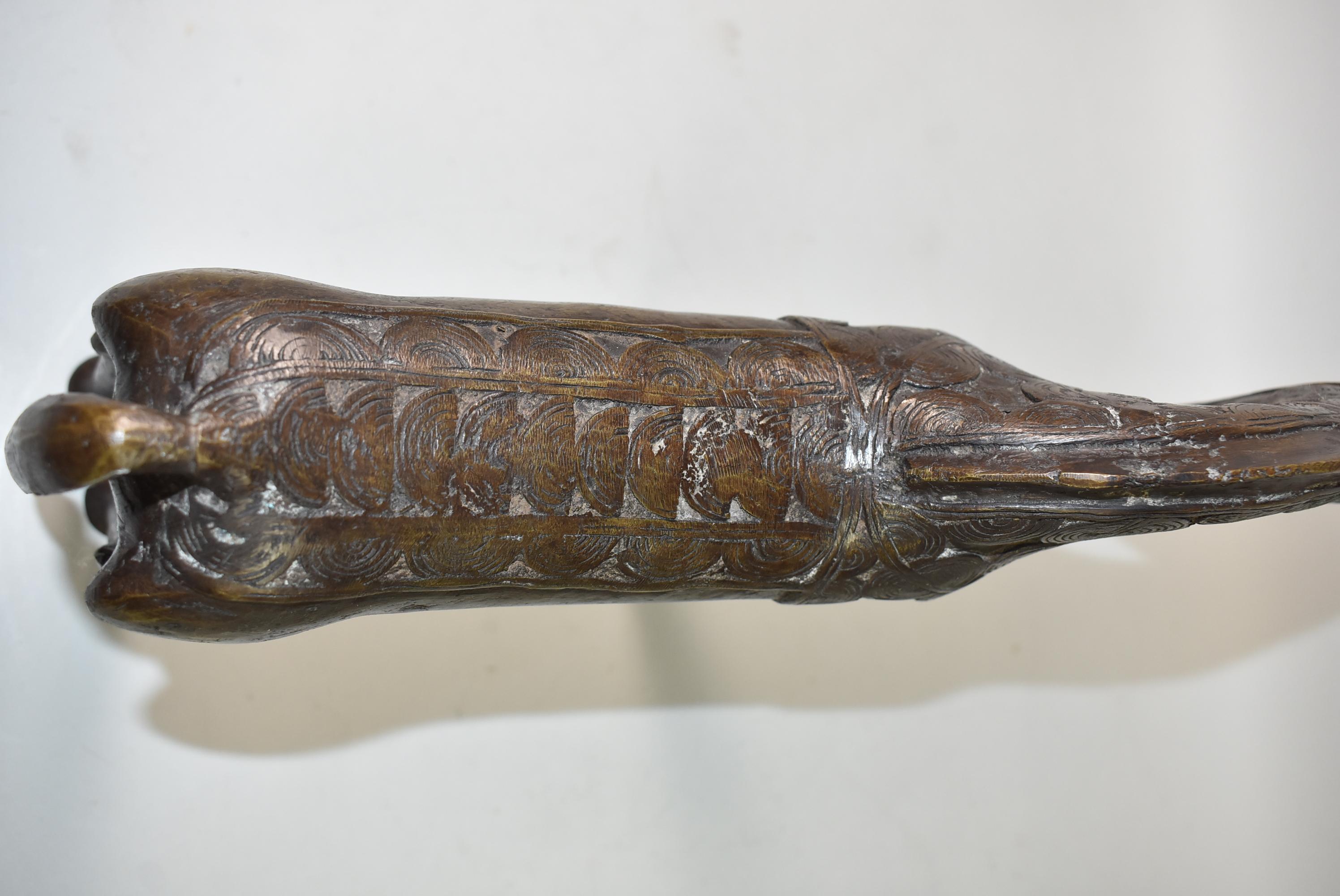 Sculpture de taureau moderne du milieu du siècle dernier, style Benin Bon état - En vente à Toledo, OH
