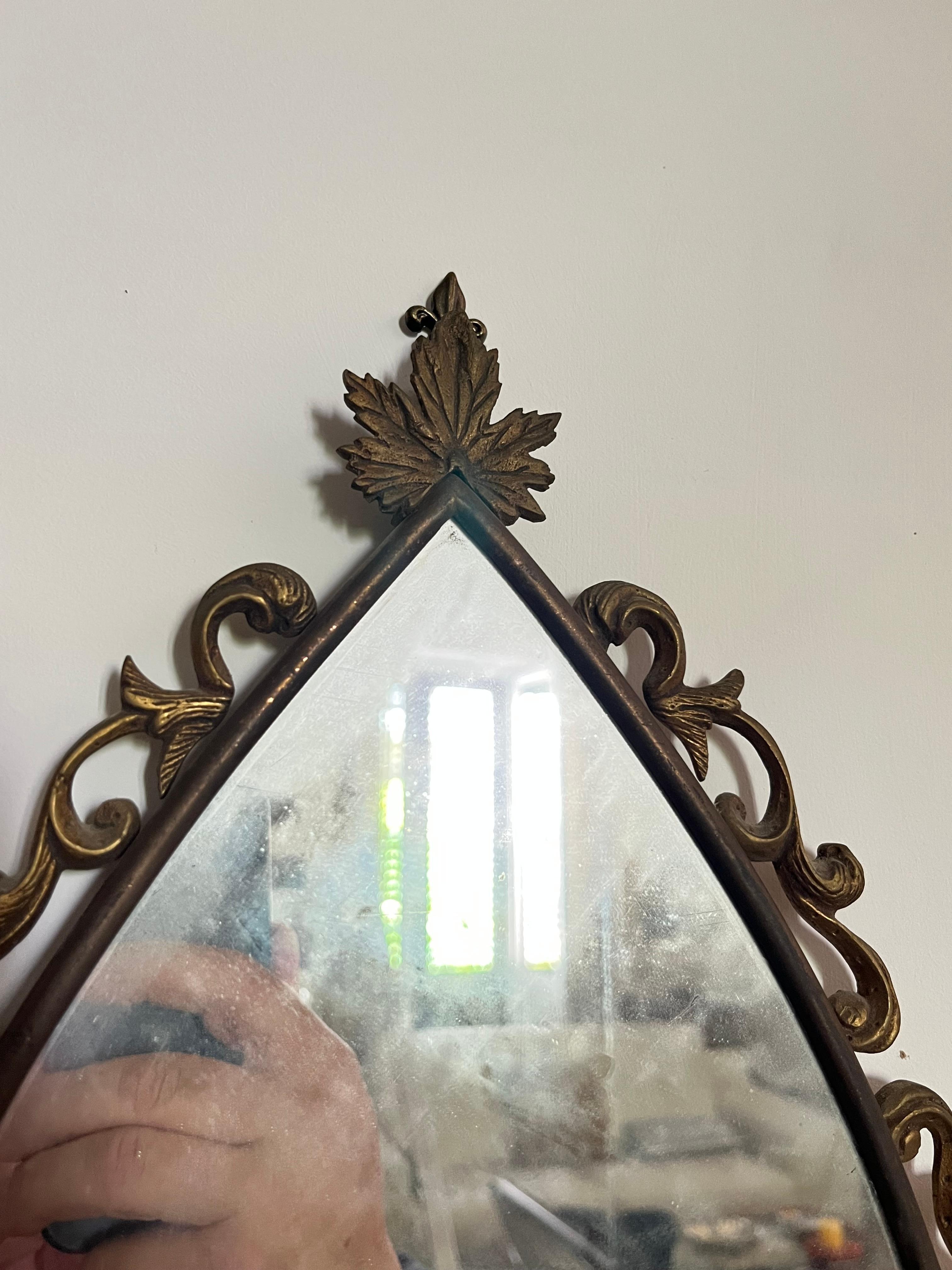 Autre Miroir en bronze, production italienne, années 1950 en vente